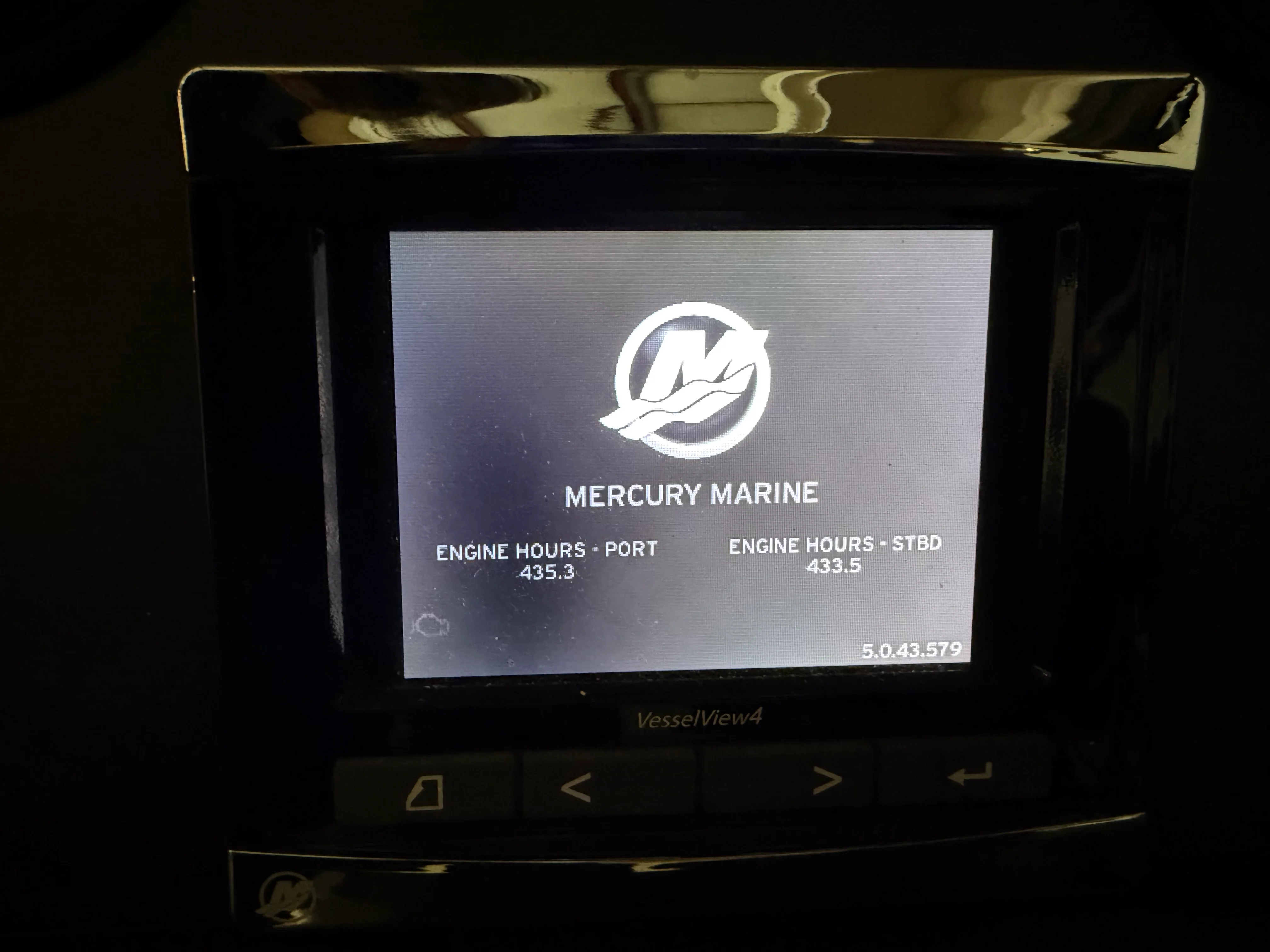 2017 Sea Ray Sundancer 400 Image Thumbnail #23