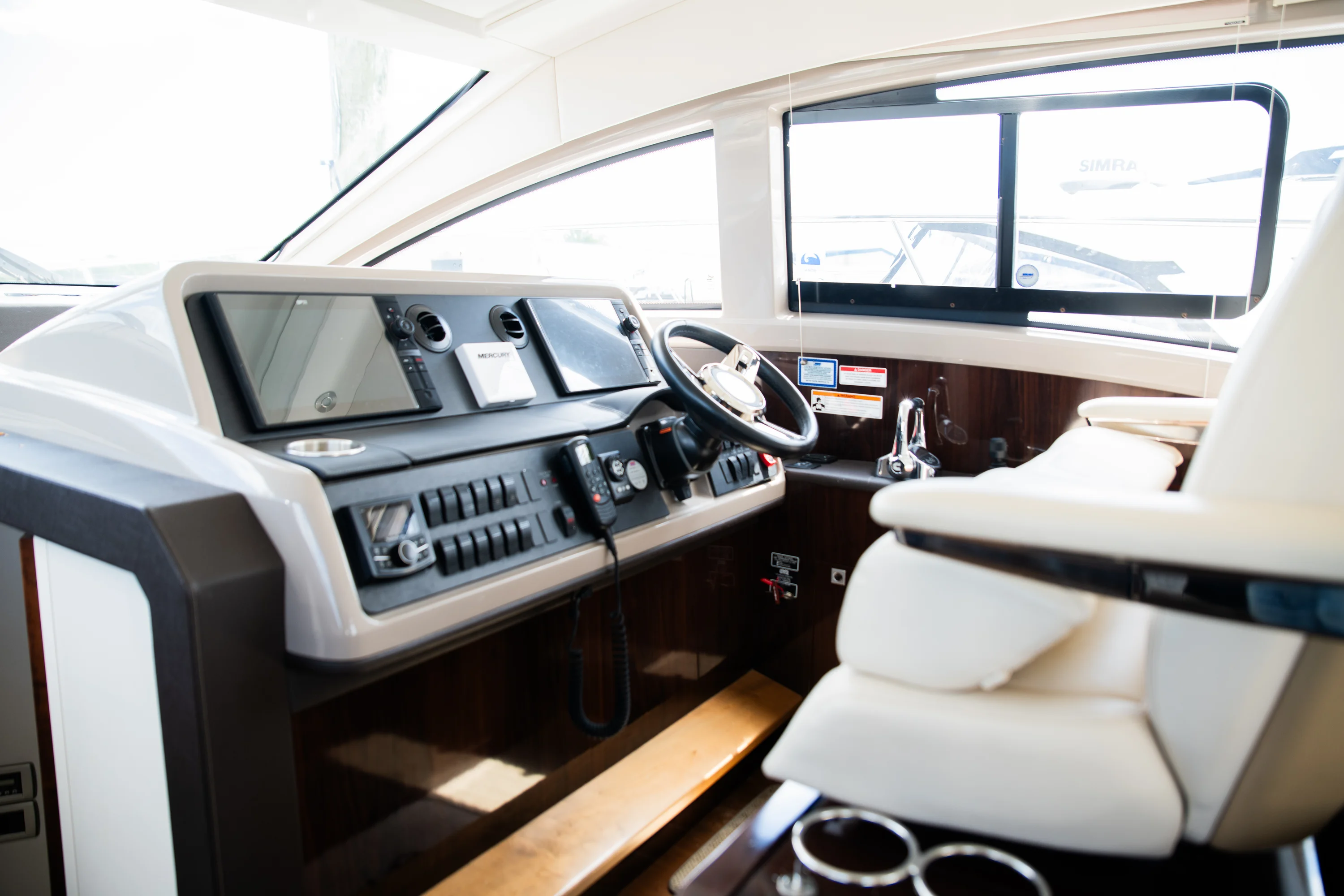 2017 Sea Ray Sundancer 400 Image Thumbnail #26