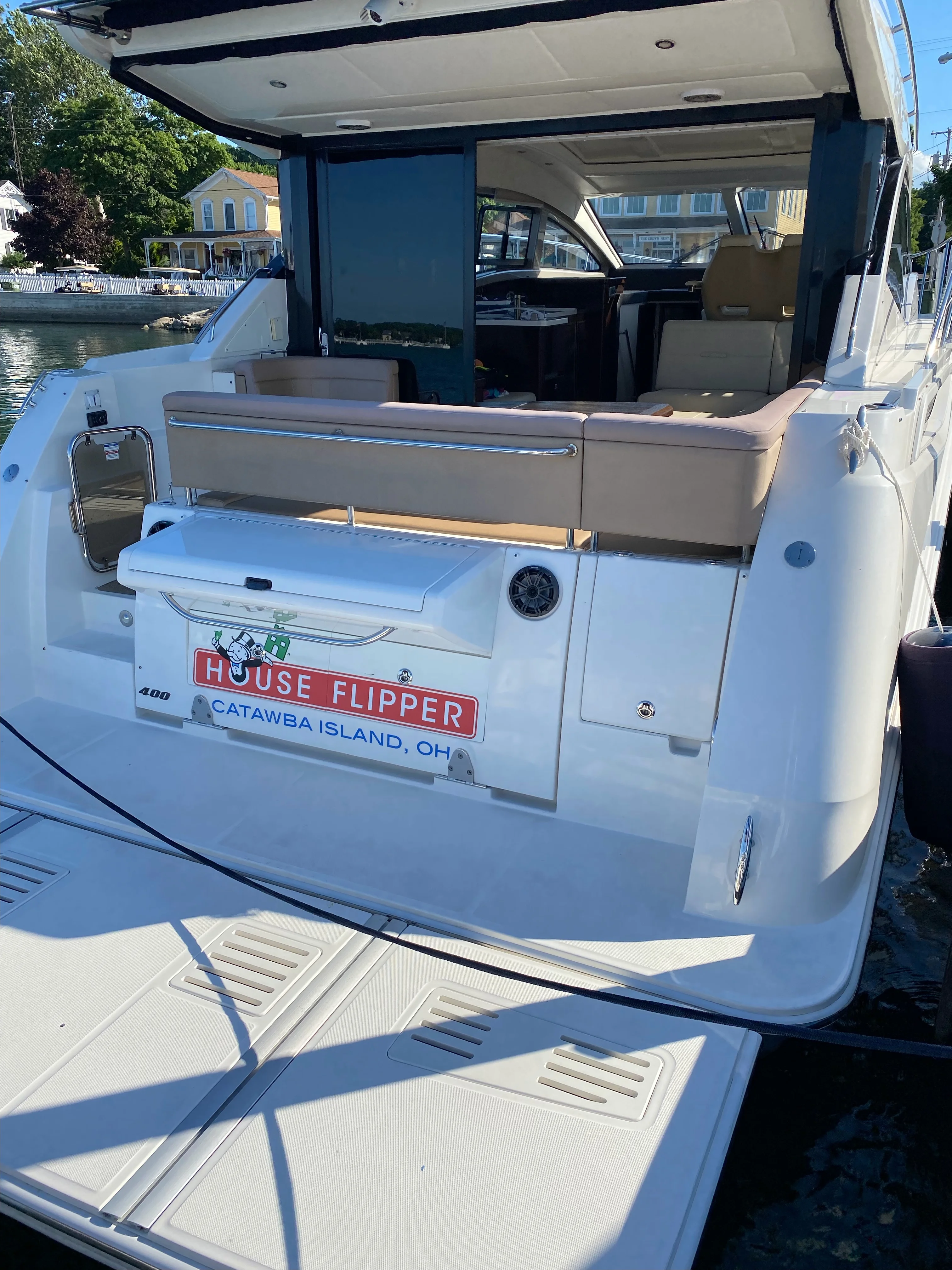 2017 Sea Ray Sundancer 400 Image Thumbnail #1