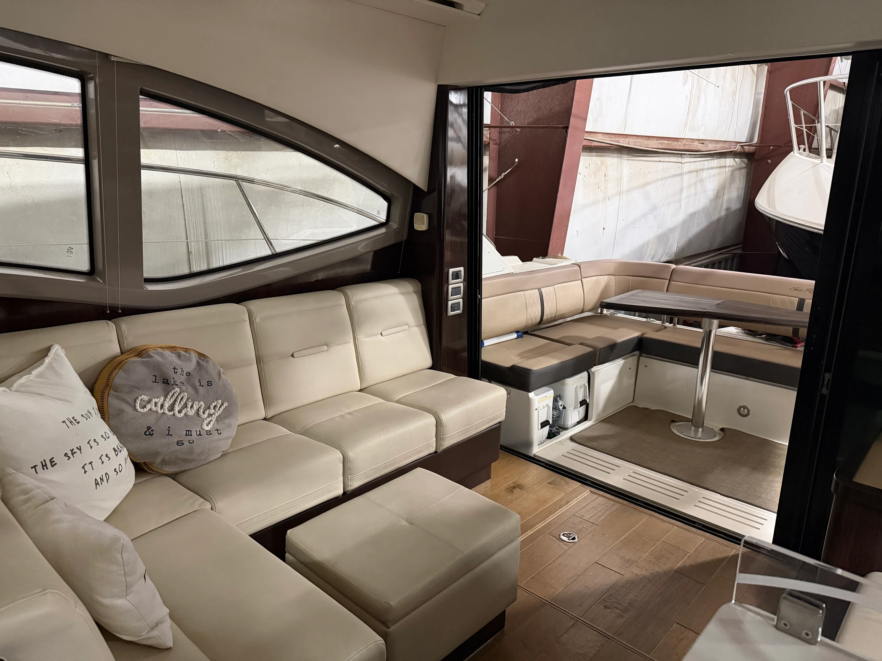 2017 Sea Ray Sundancer 400 Image Thumbnail #4