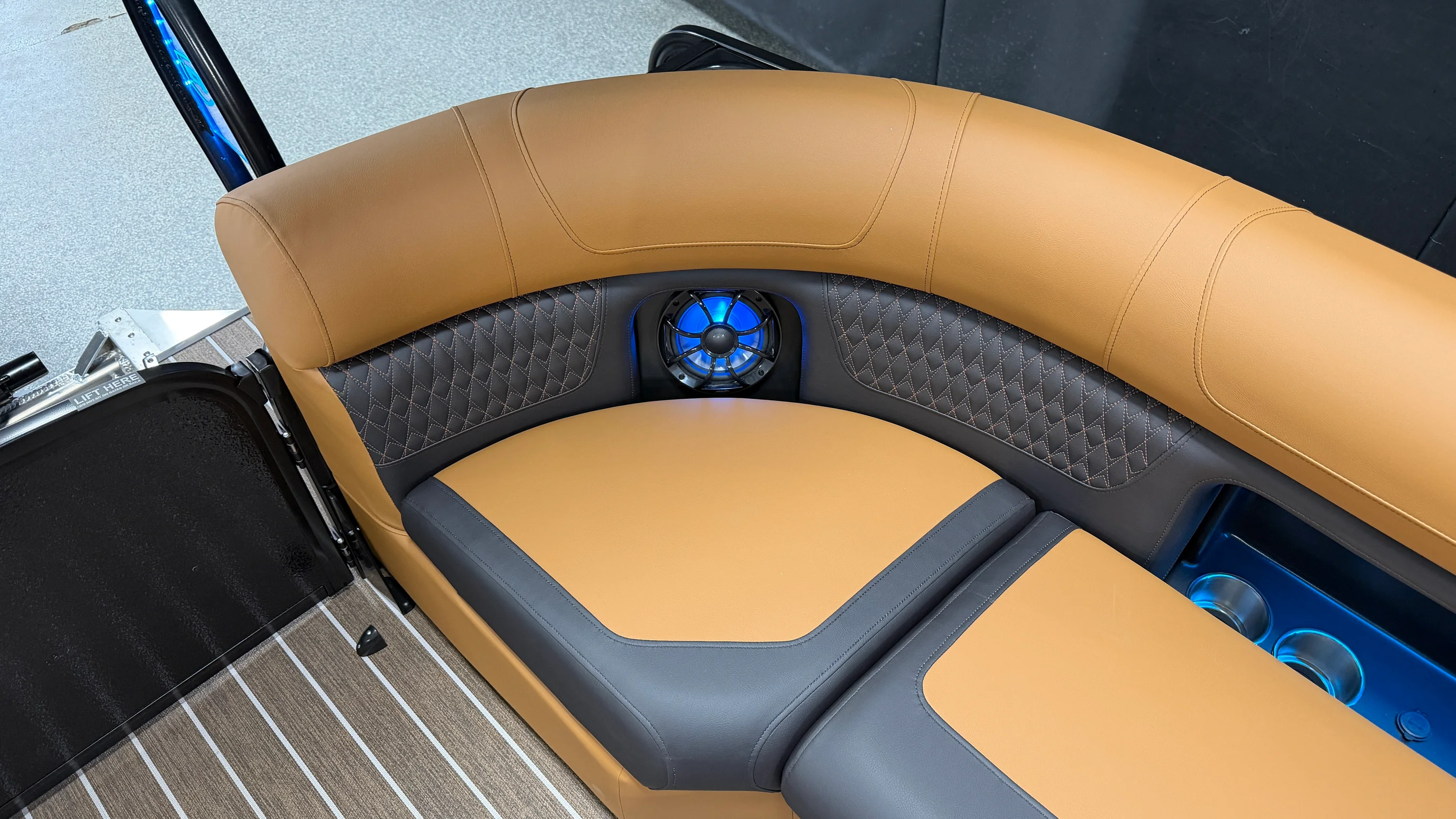 2026 Premier 230 SOLARIS Image Thumbnail #73