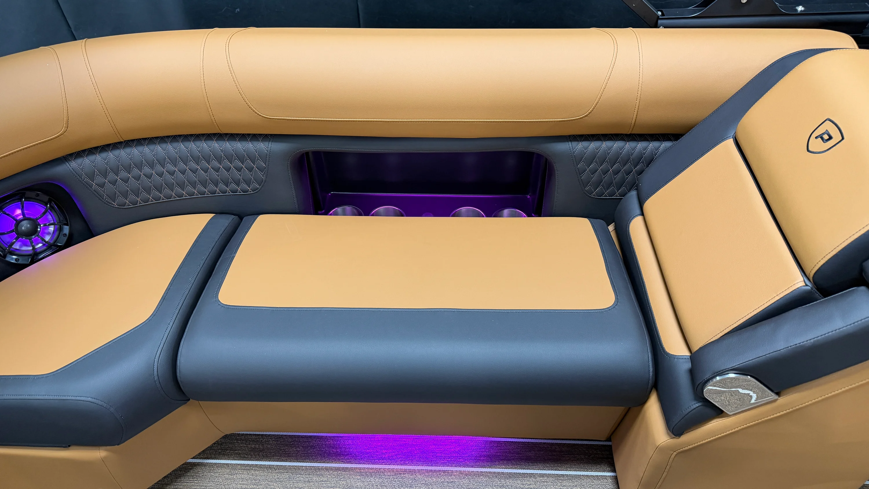 2026 Premier 230 SOLARIS Image Thumbnail #70