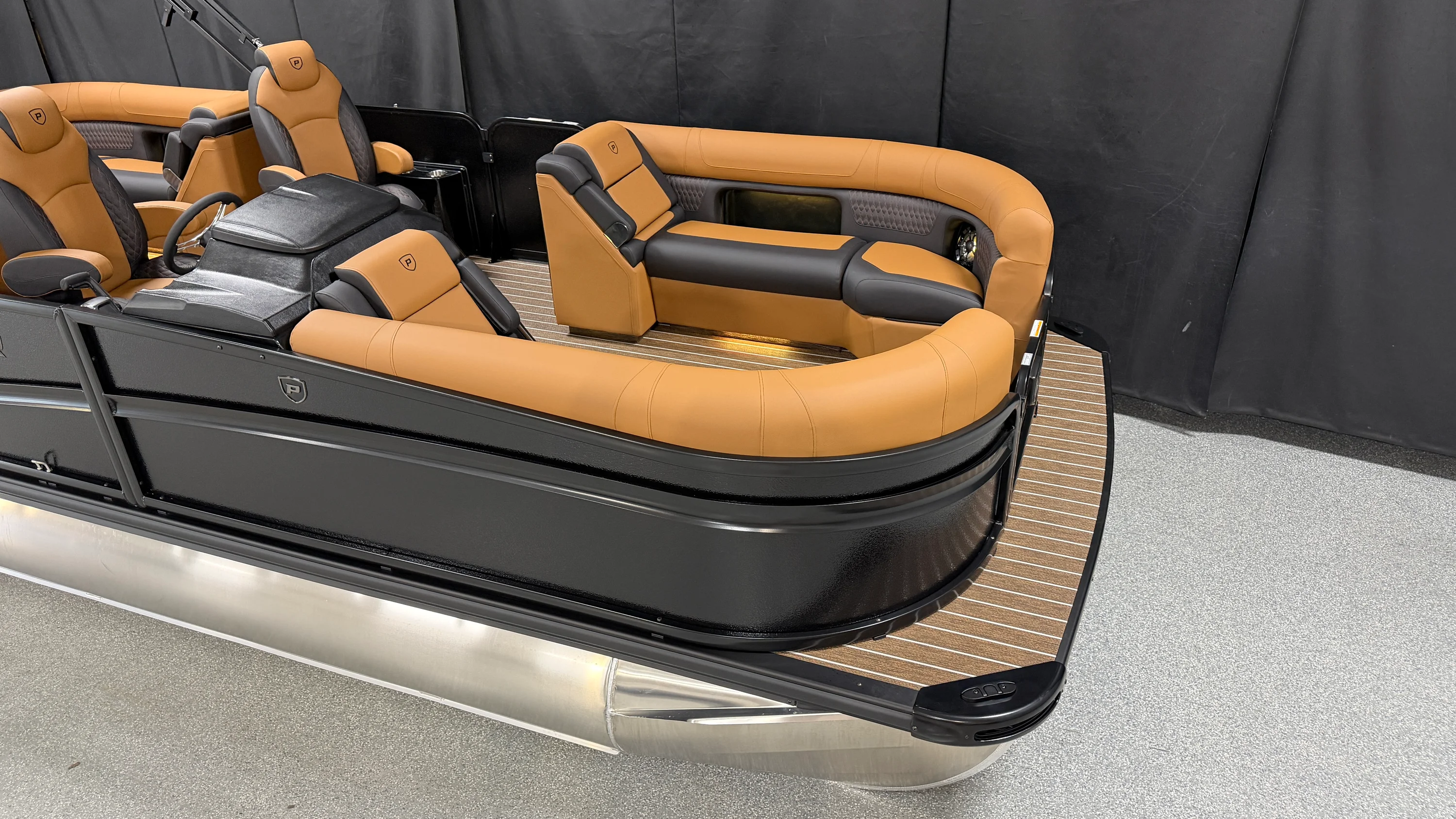 2026 Premier 230 SOLARIS Image Thumbnail #6