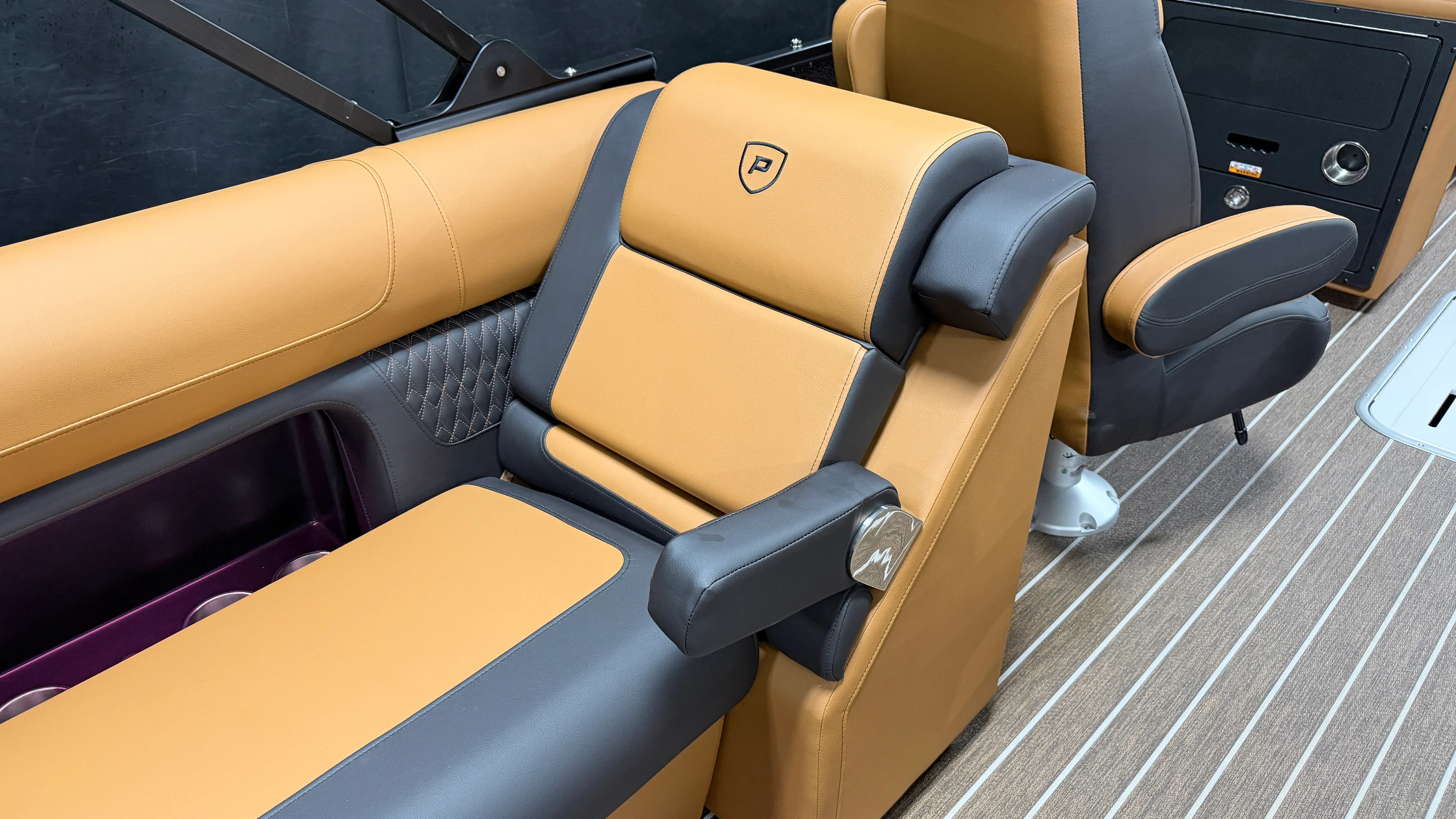 2026 Premier 230 SOLARIS Image Thumbnail #68