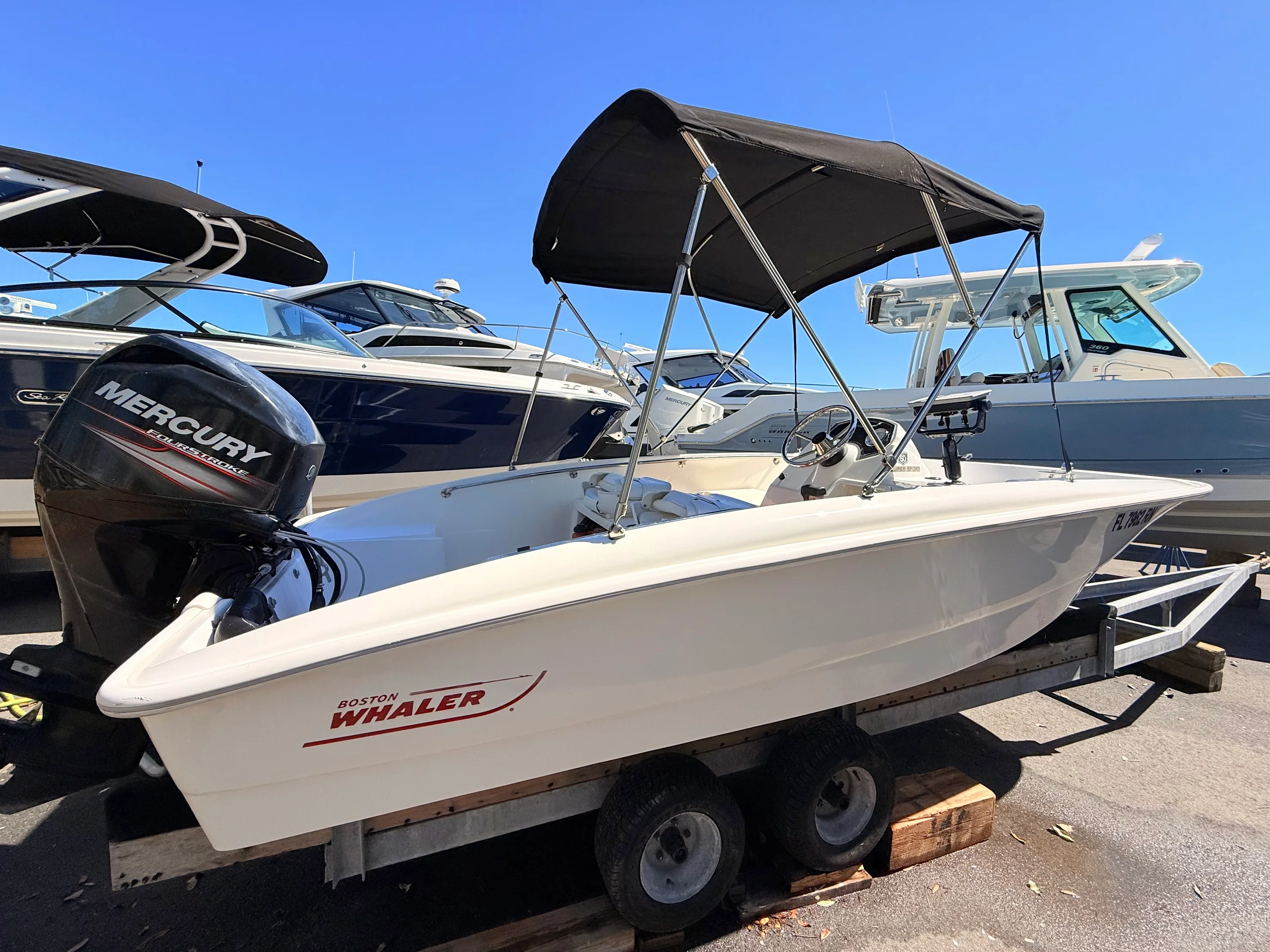 2018 Boston Whaler 150 Super Sport Image Thumbnail #6