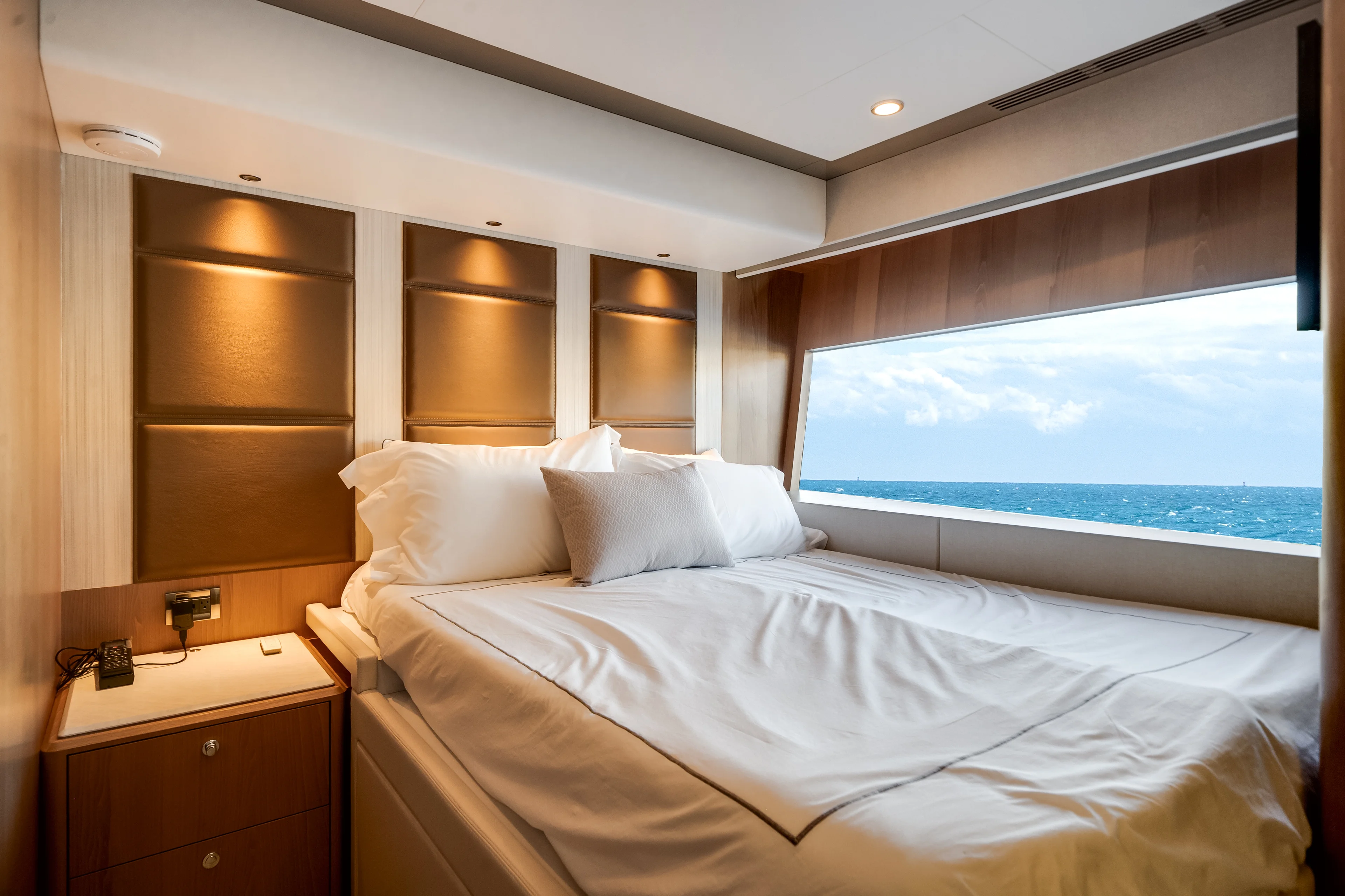 2025 Ocean Alexander 28L Image Thumbnail #45