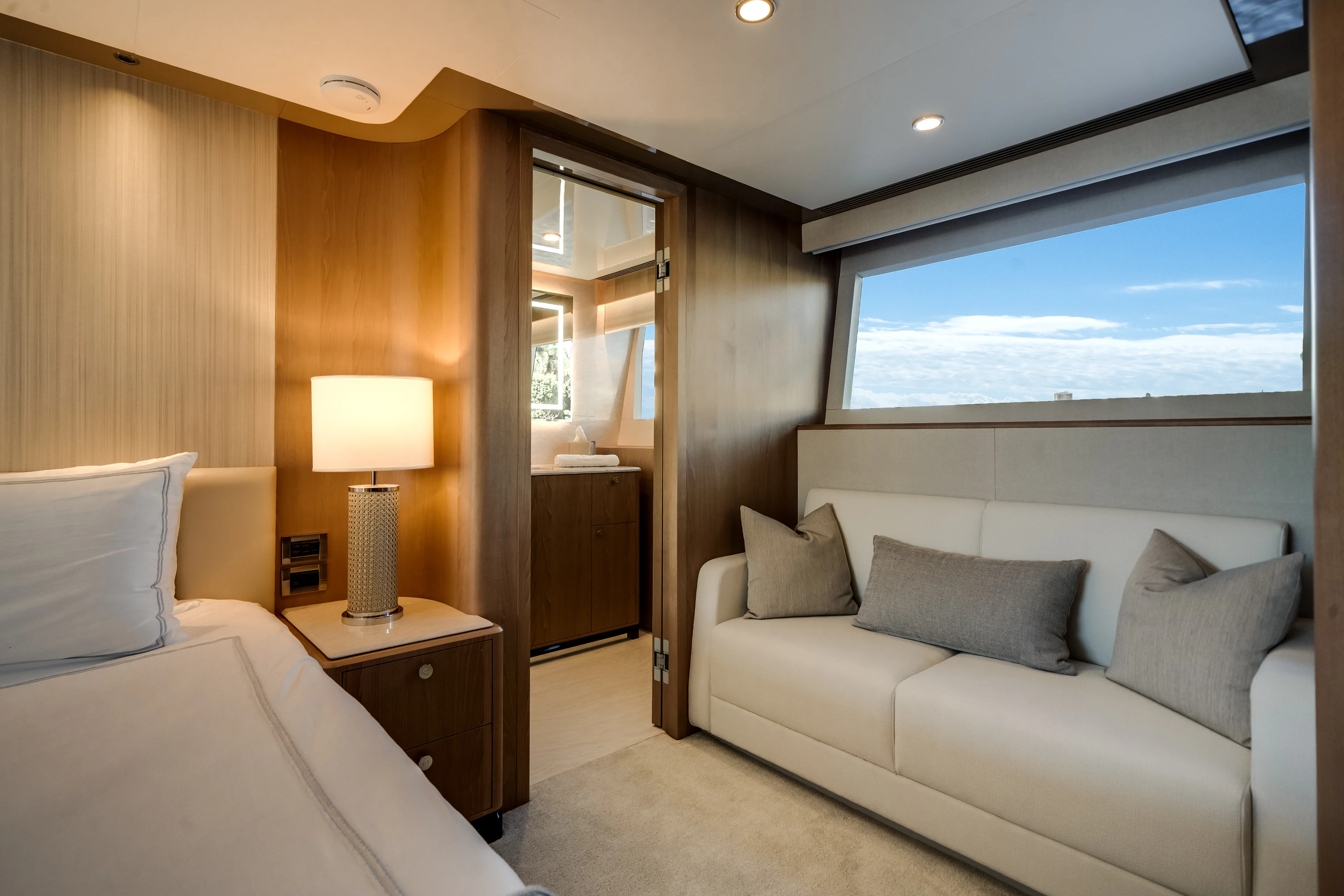 2025 Ocean Alexander 28L Image Thumbnail #33