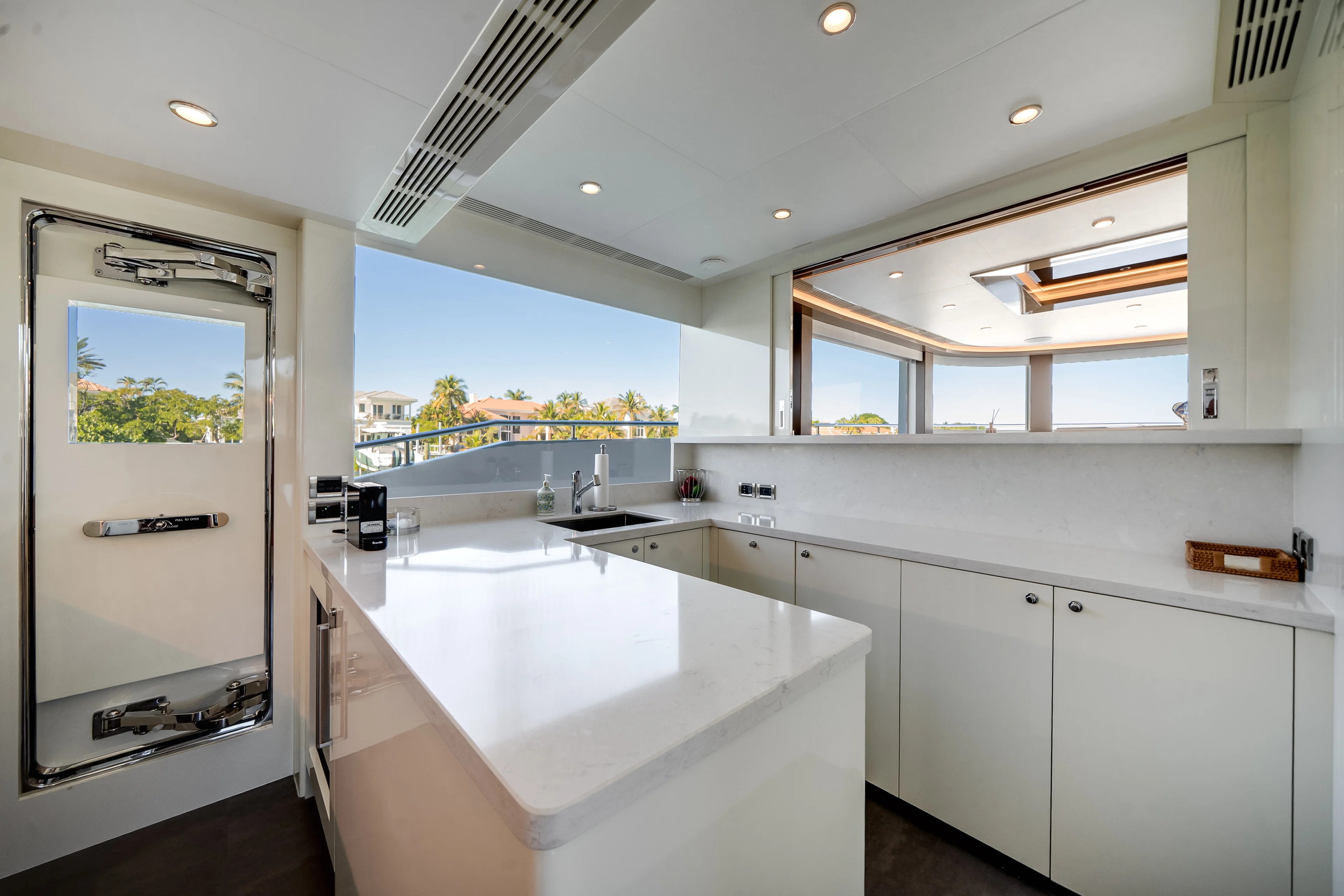 2025 Ocean Alexander 28L Image Thumbnail #22