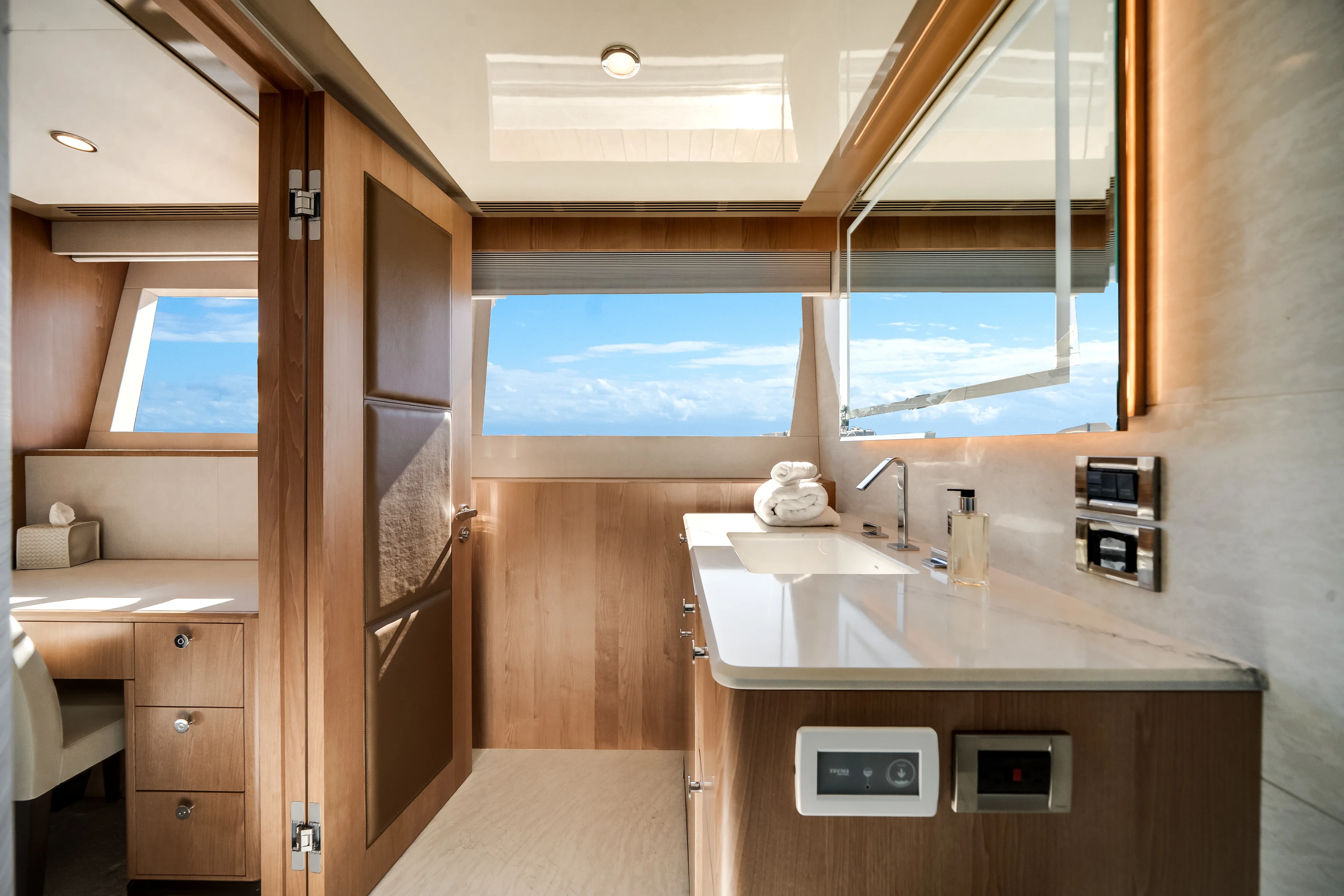 2025 Ocean Alexander 28L Image Thumbnail #38