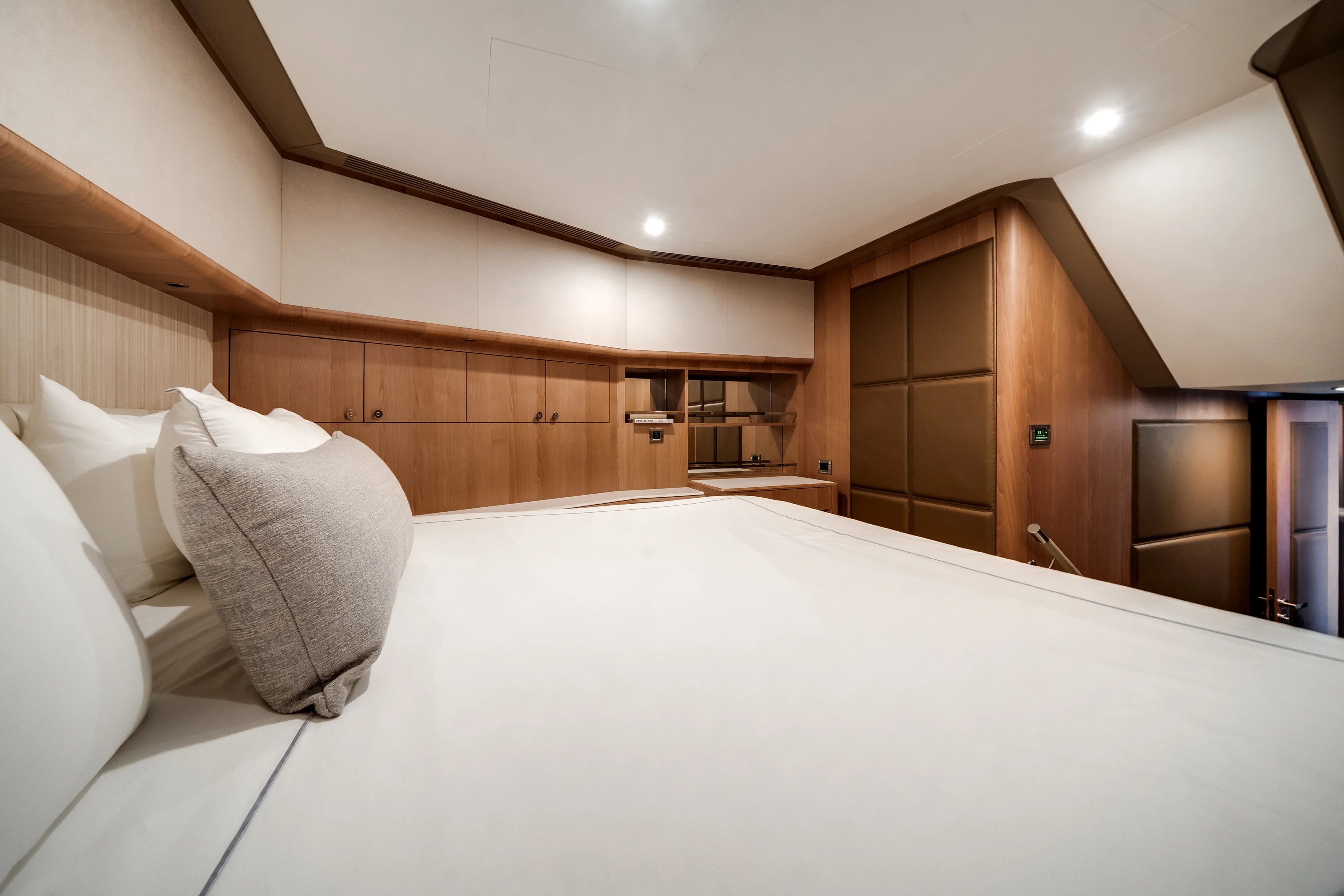 2025 Ocean Alexander 28L Image Thumbnail #49