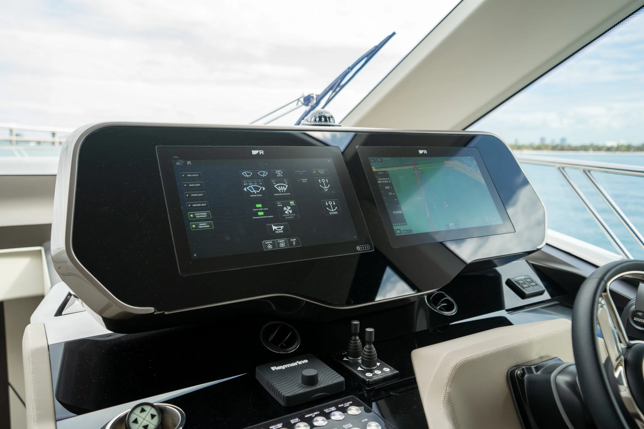 2025 Galeon 560 FLY Image Thumbnail #28