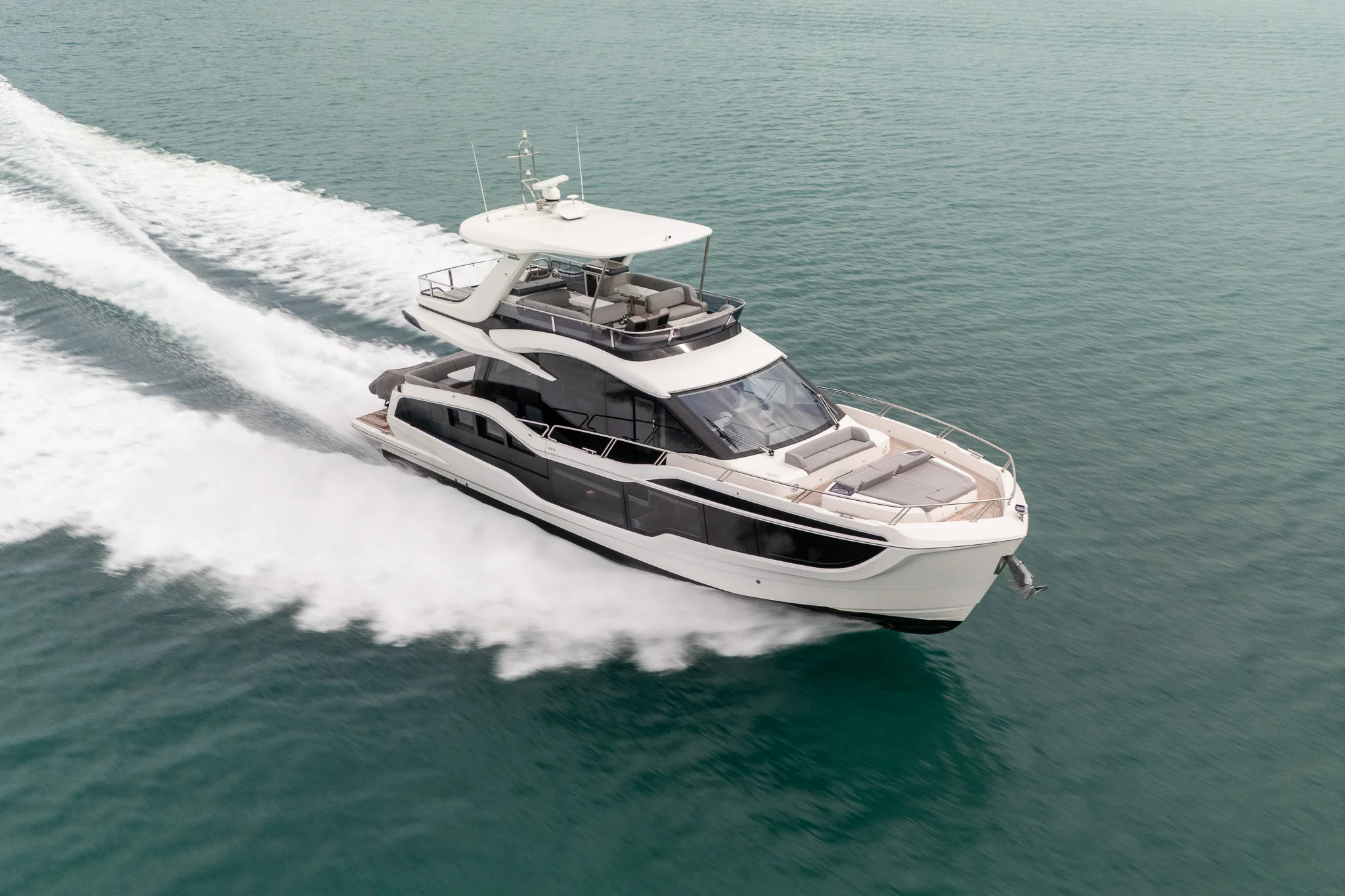 2025 Galeon 560 FLY Image Thumbnail #12