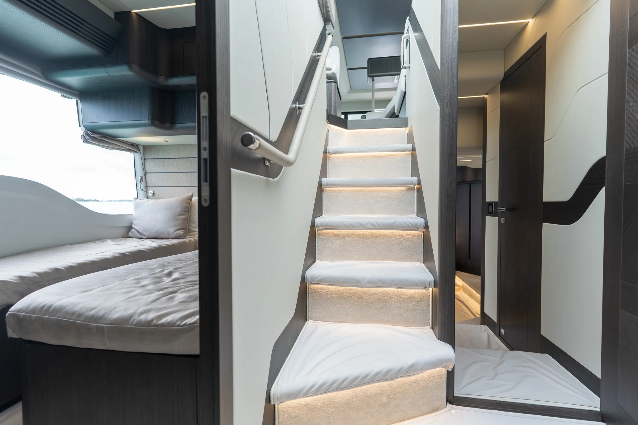 2025 Galeon 560 FLY Image Thumbnail #42