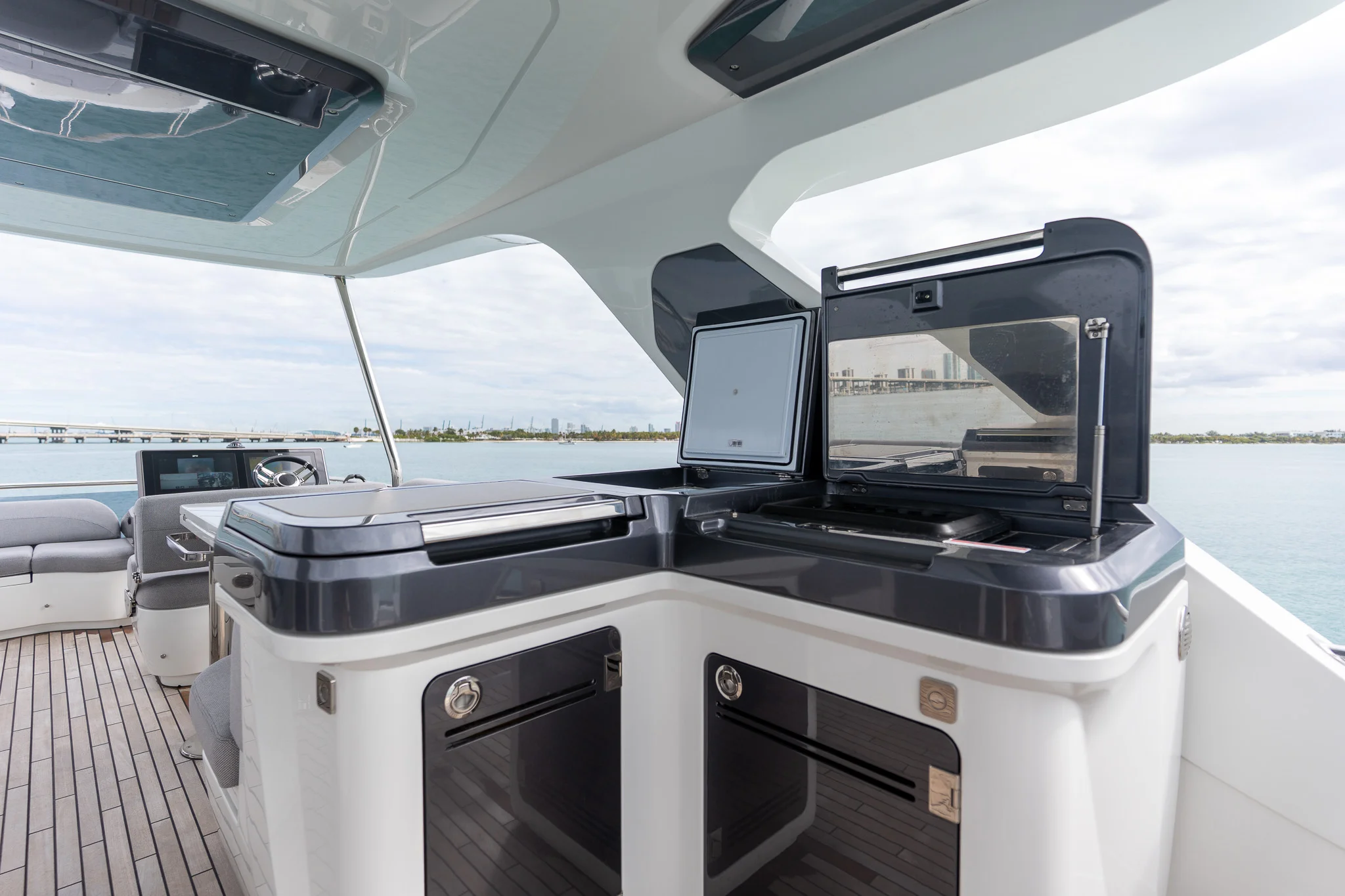 2025 Galeon 560 FLY Image Thumbnail #59