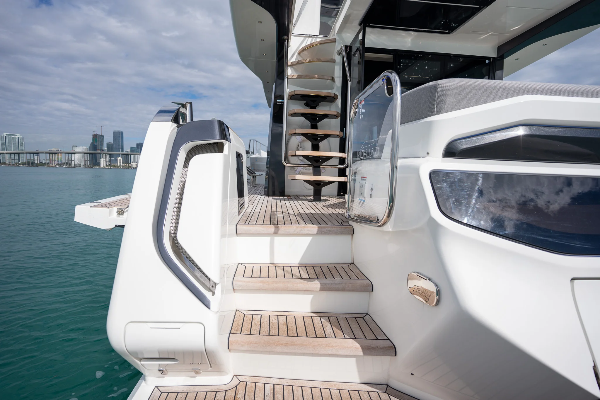 2025 Galeon 560 FLY Image Thumbnail #22