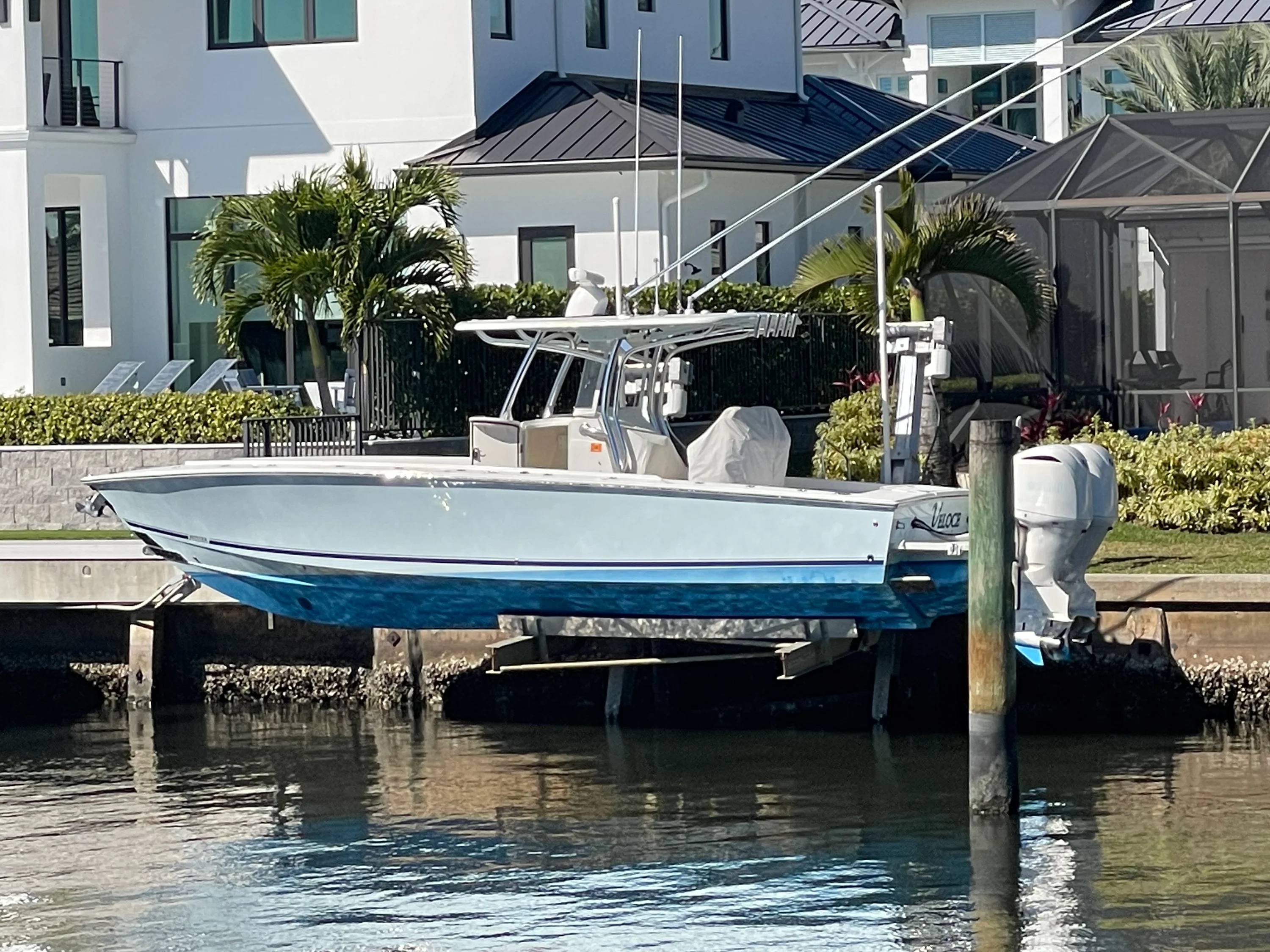 2014 Jupiter 32 CENTER CONSOLE Image Thumbnail #0