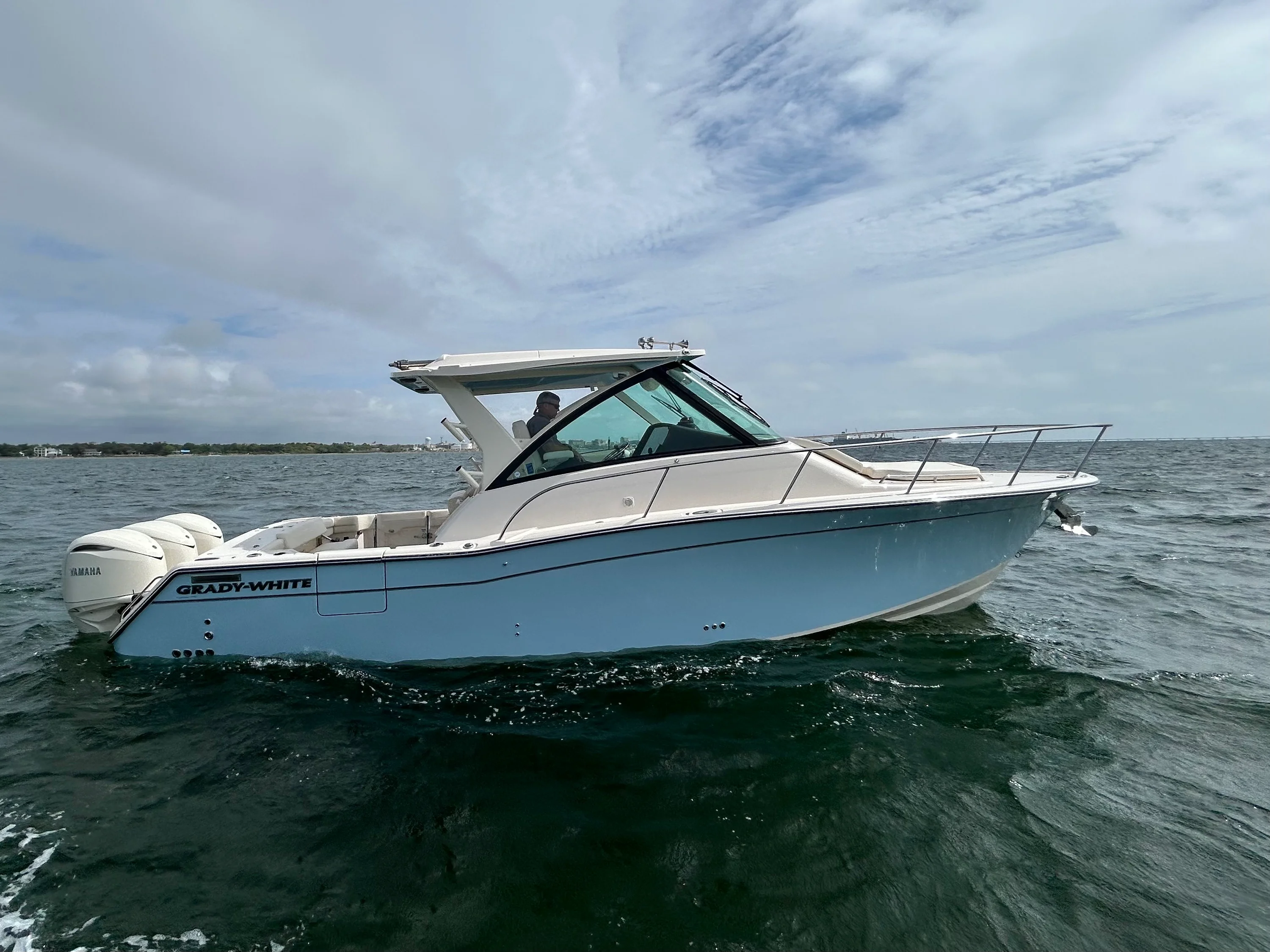 2026 Grady-White Express 340 Image Thumbnail #6