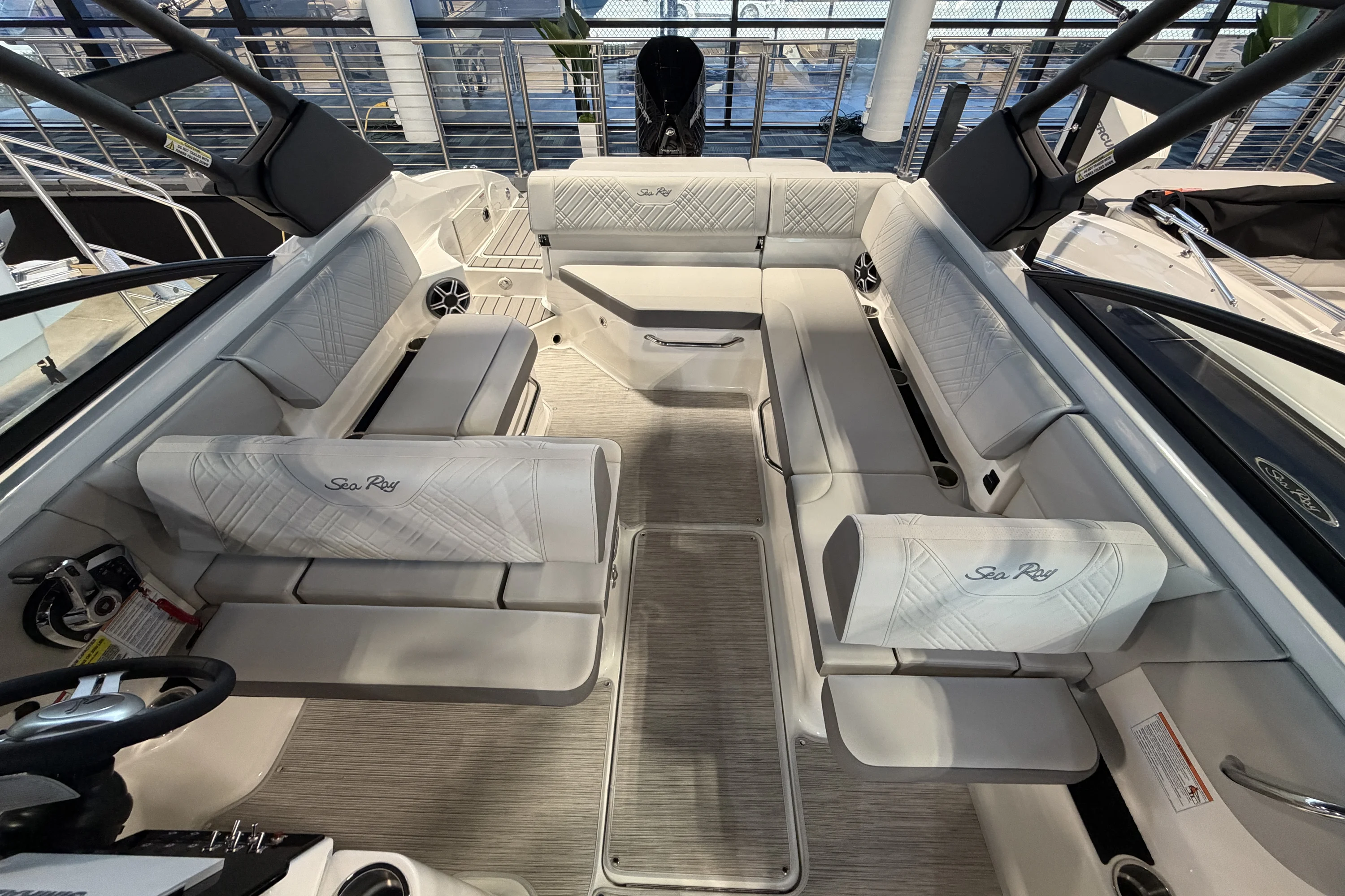 2026 Sea Ray SDX 250 Outboard Image Thumbnail #13