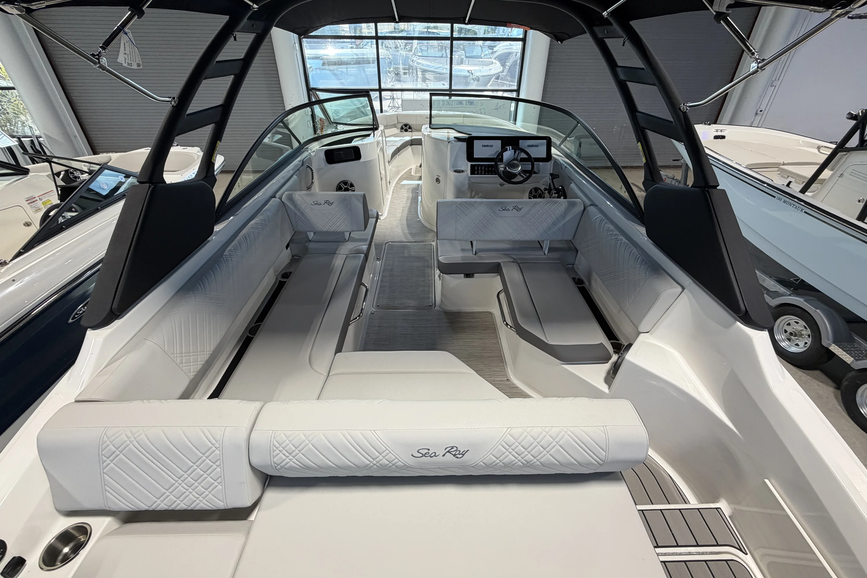 2026 Sea Ray SDX 250 Outboard Image Thumbnail #9