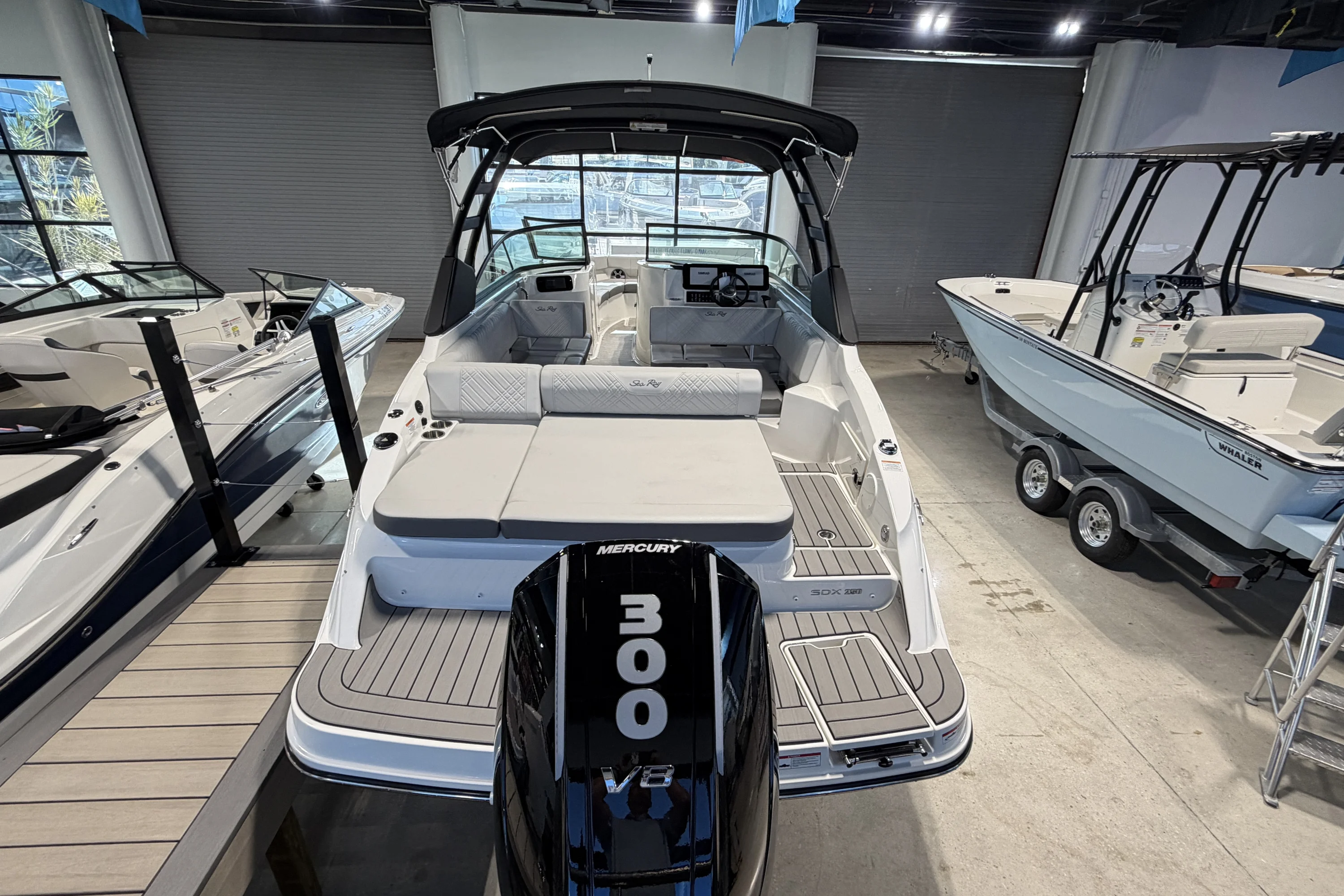 2026 Sea Ray SDX 250 Outboard Image Thumbnail #6