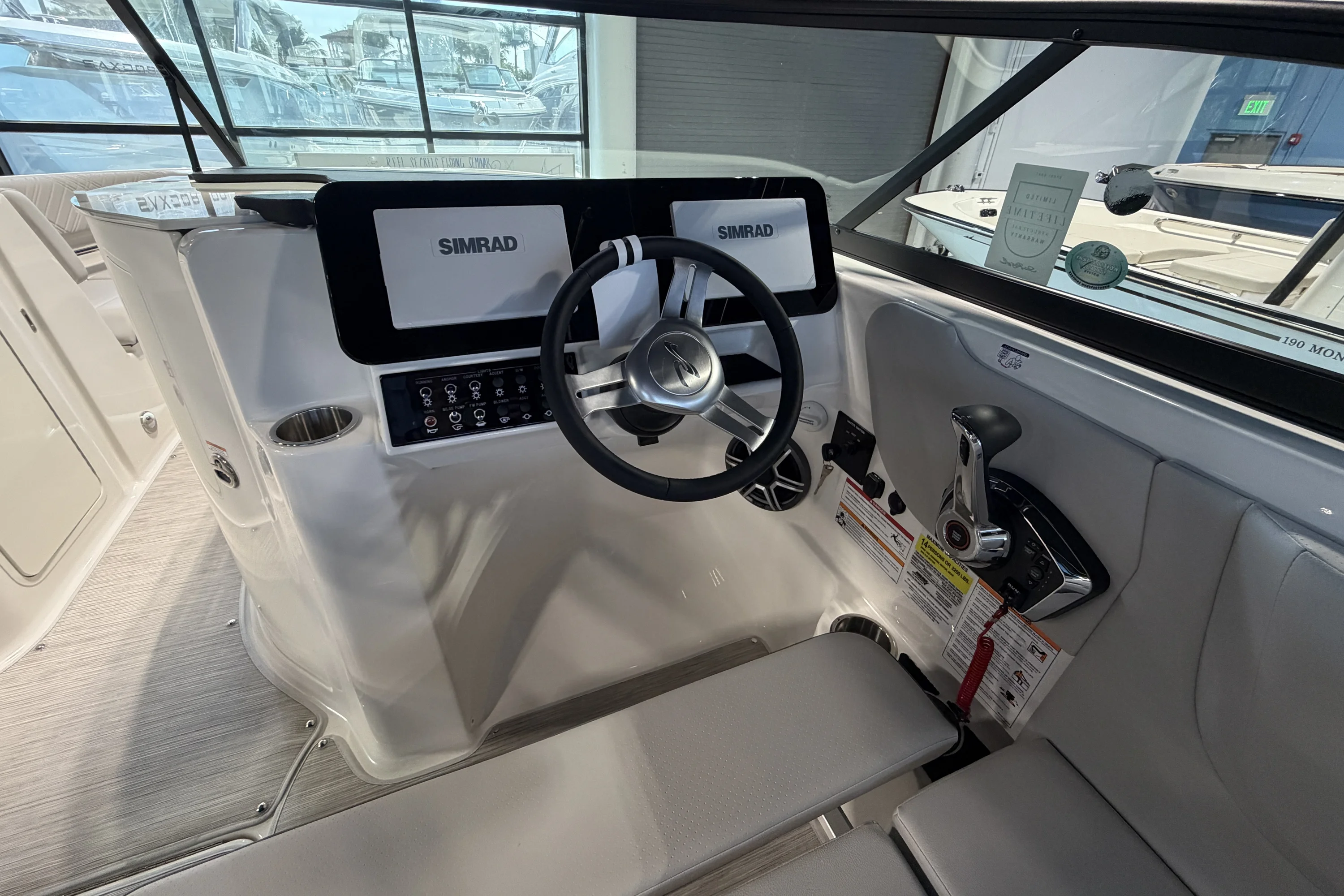 2026 Sea Ray SDX 250 Outboard Image Thumbnail #14