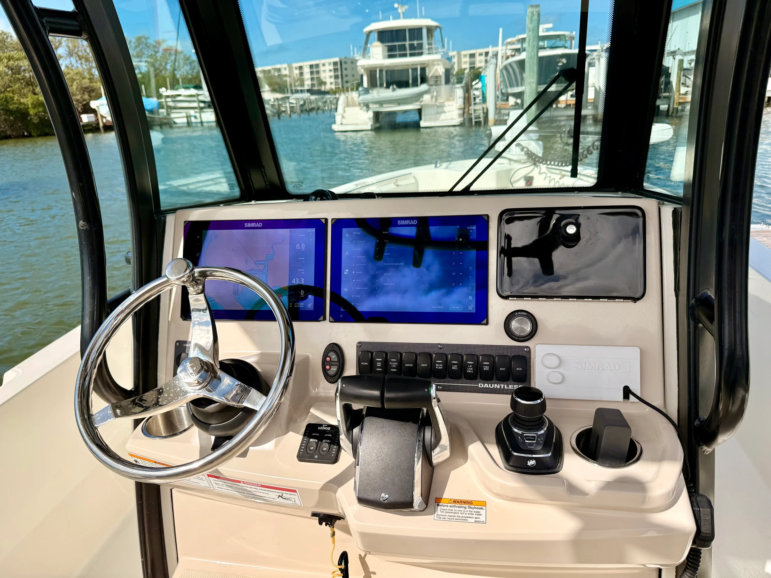 2024 Boston Whaler 280 Dauntless Image Thumbnail #32