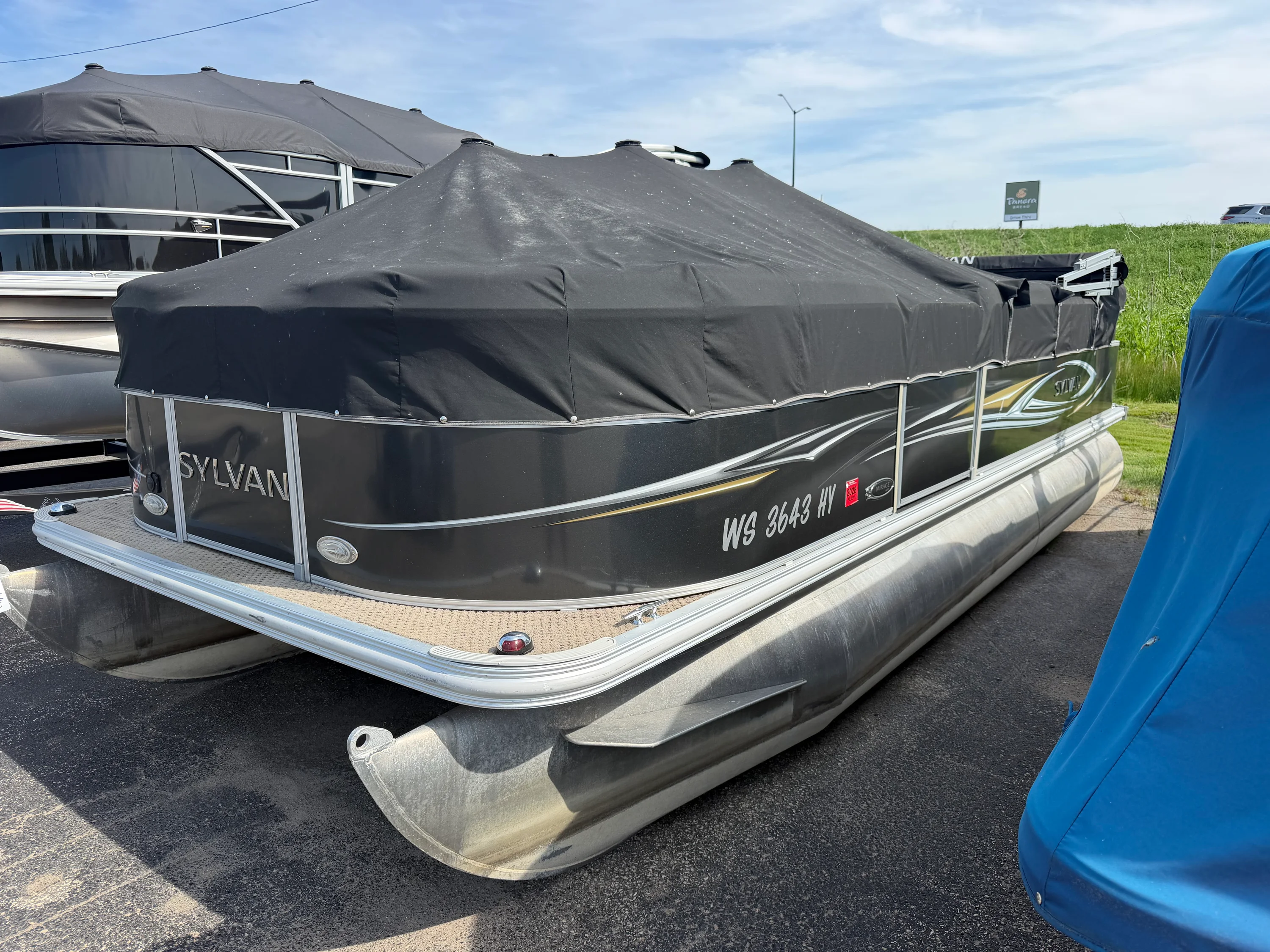 2013 Sylvan 820 MIRAGE Image Thumbnail #1