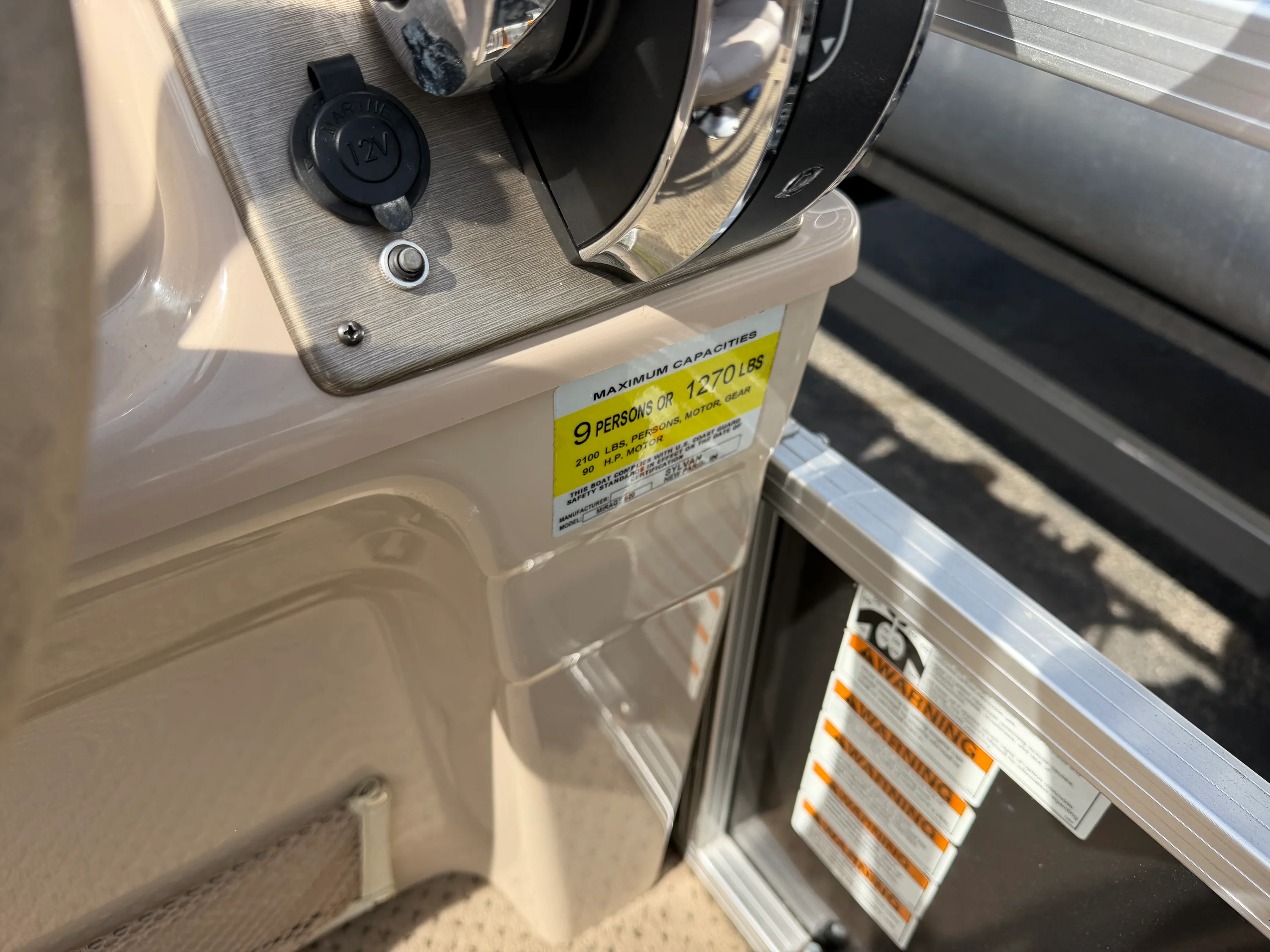 2013 Sylvan 820 MIRAGE Image Thumbnail #11