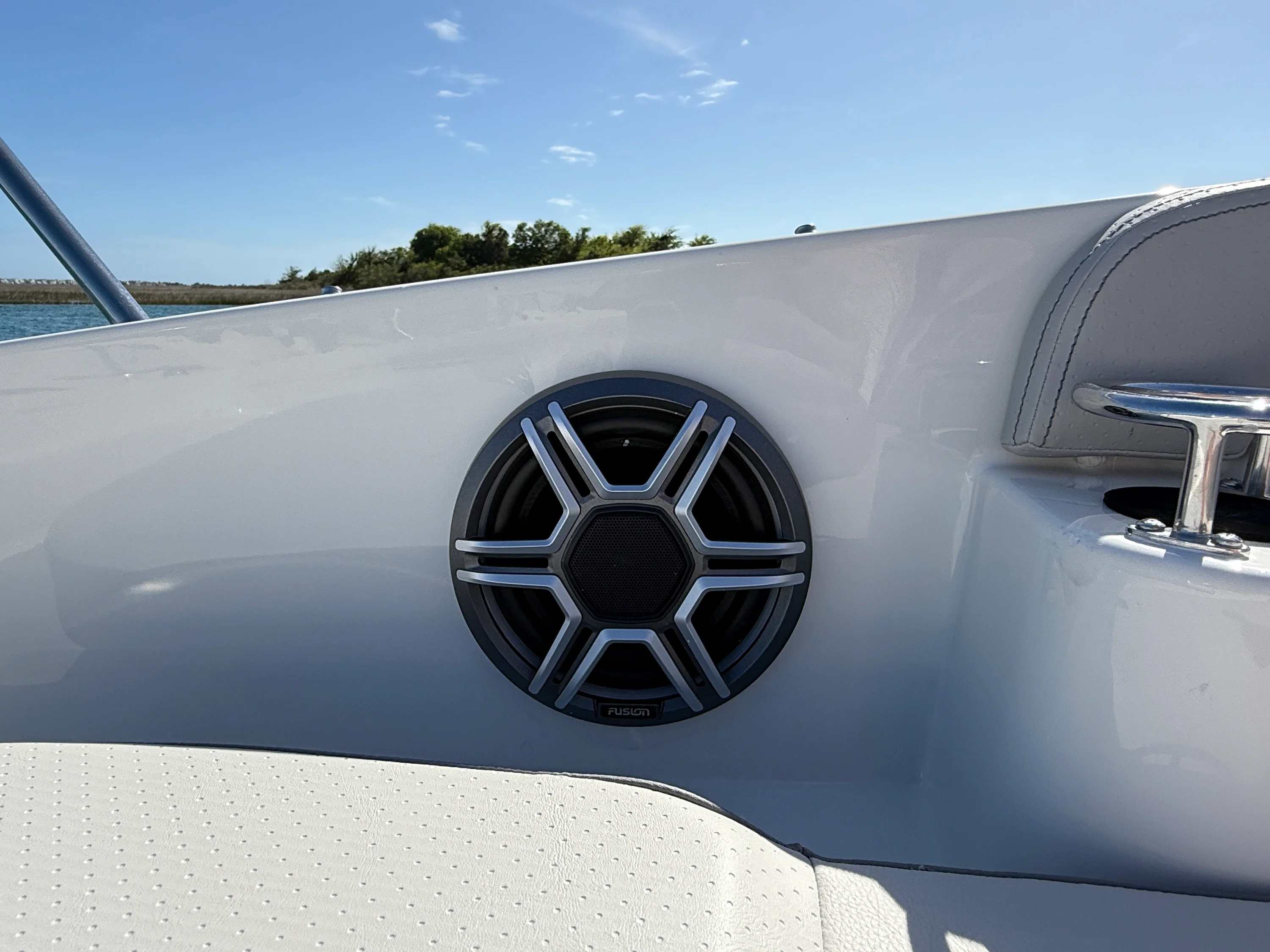 2026 Sea Ray Sundancer 320 Outboard Image Thumbnail #22