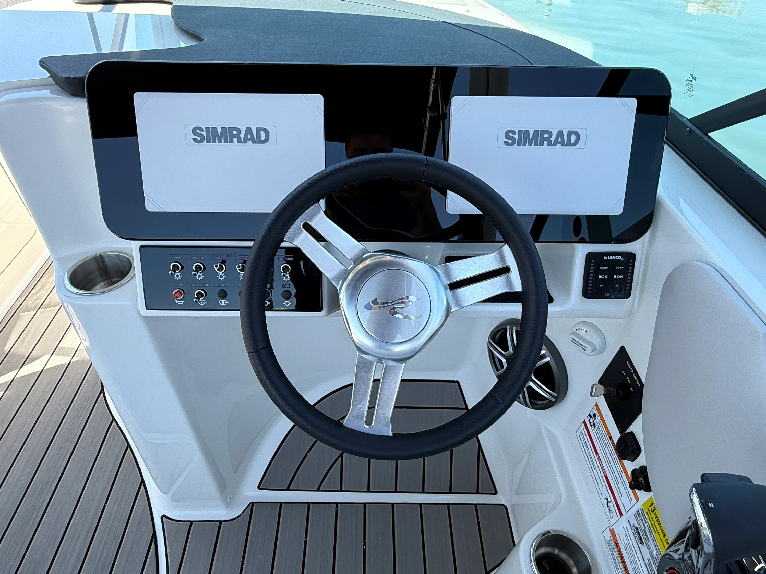 2026 Sea Ray SDX 230 Outboard Image Thumbnail #22