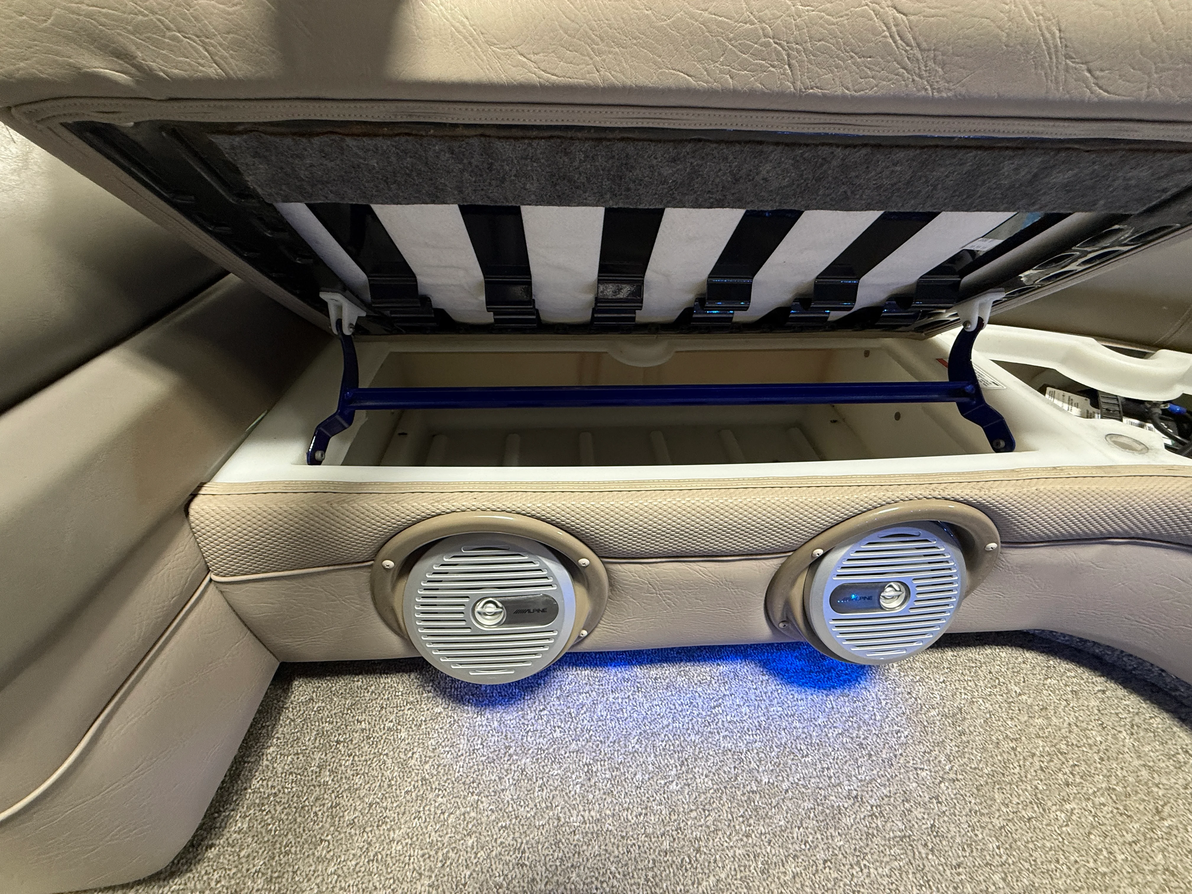 2012 Premier 260 GRAND ISLE Image Thumbnail #91