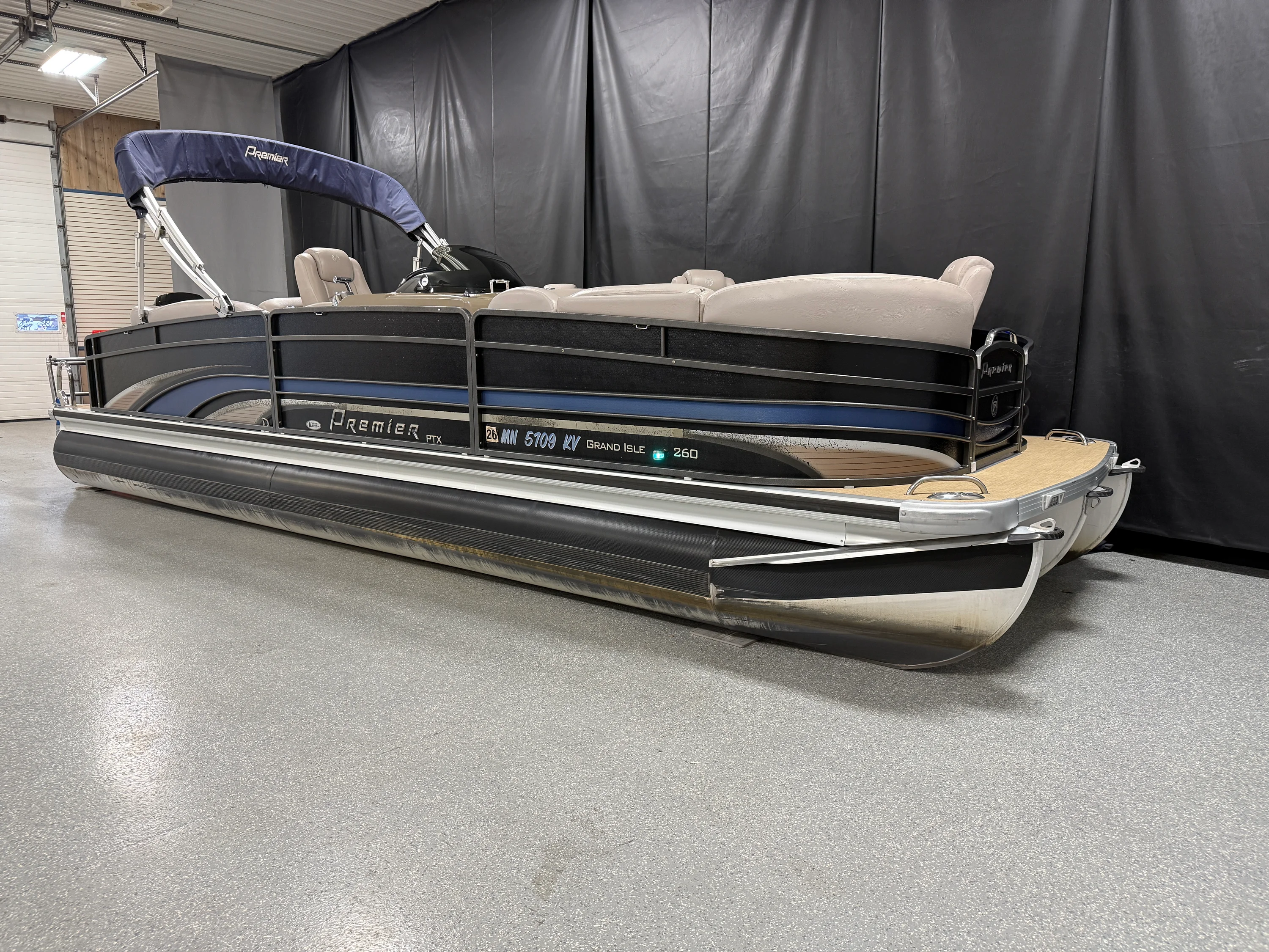 2012 Premier 260 GRAND ISLE Image Thumbnail #3