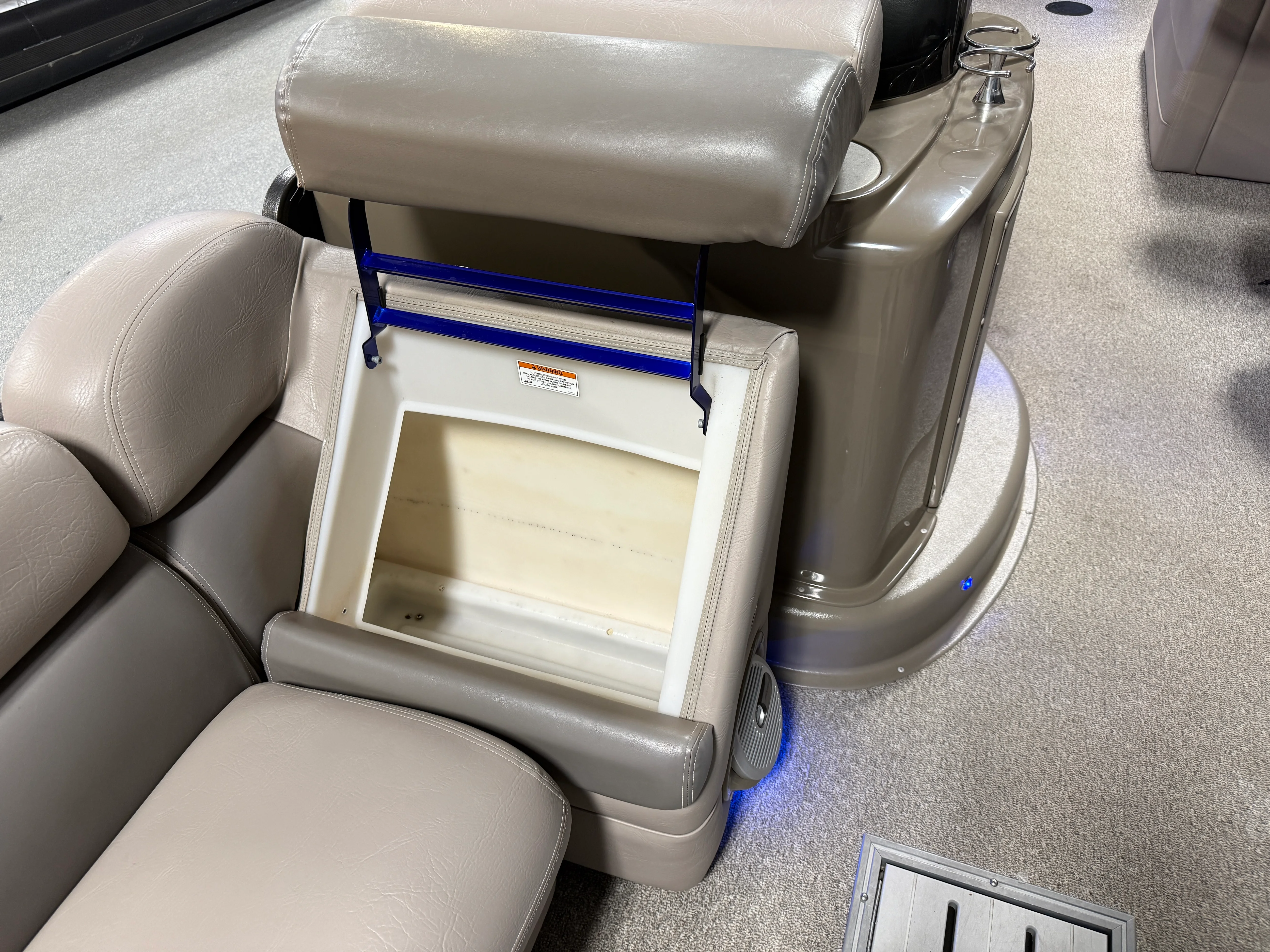 2012 Premier 260 GRAND ISLE Image Thumbnail #47