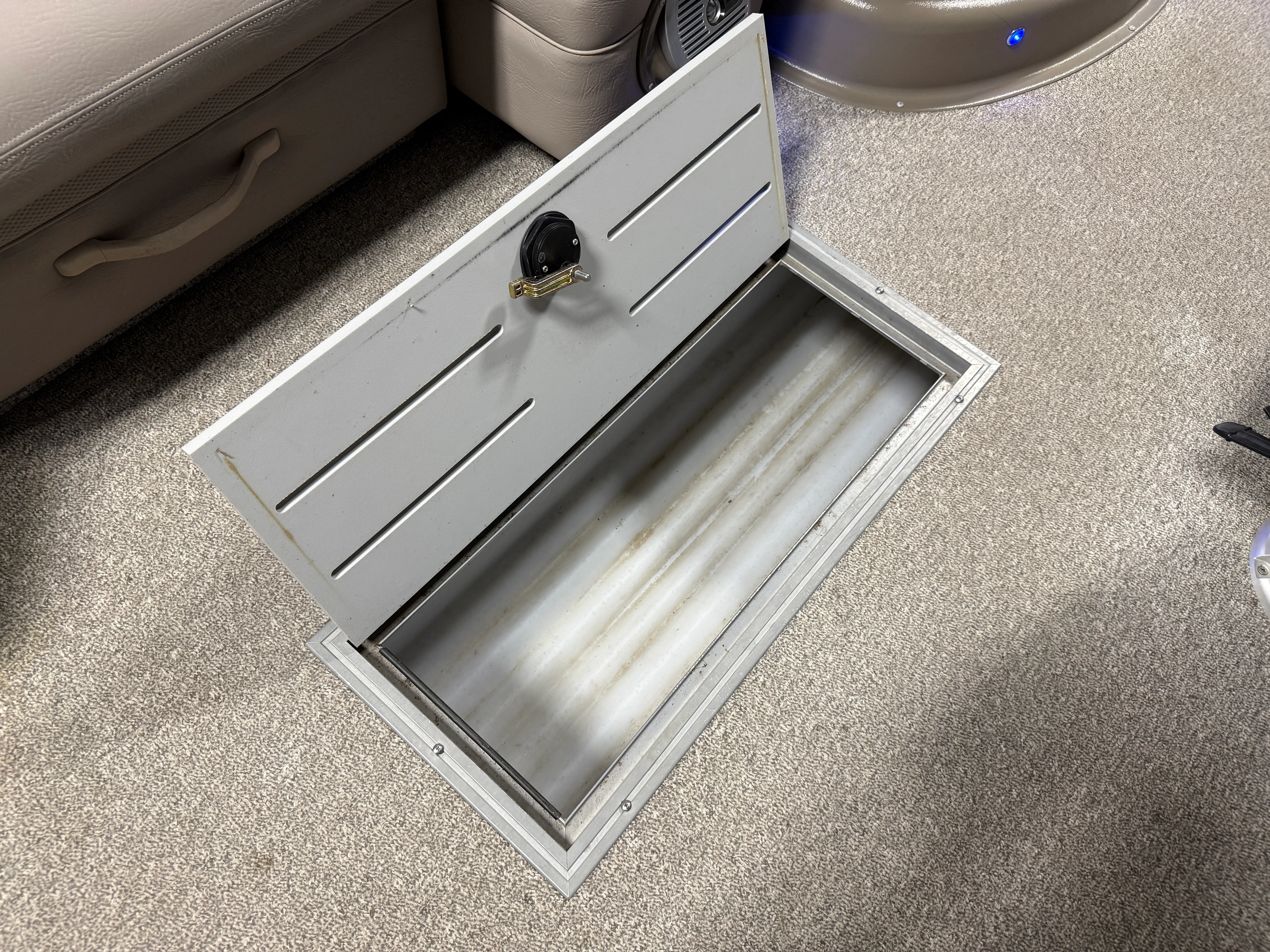 2012 Premier 260 GRAND ISLE Image Thumbnail #39