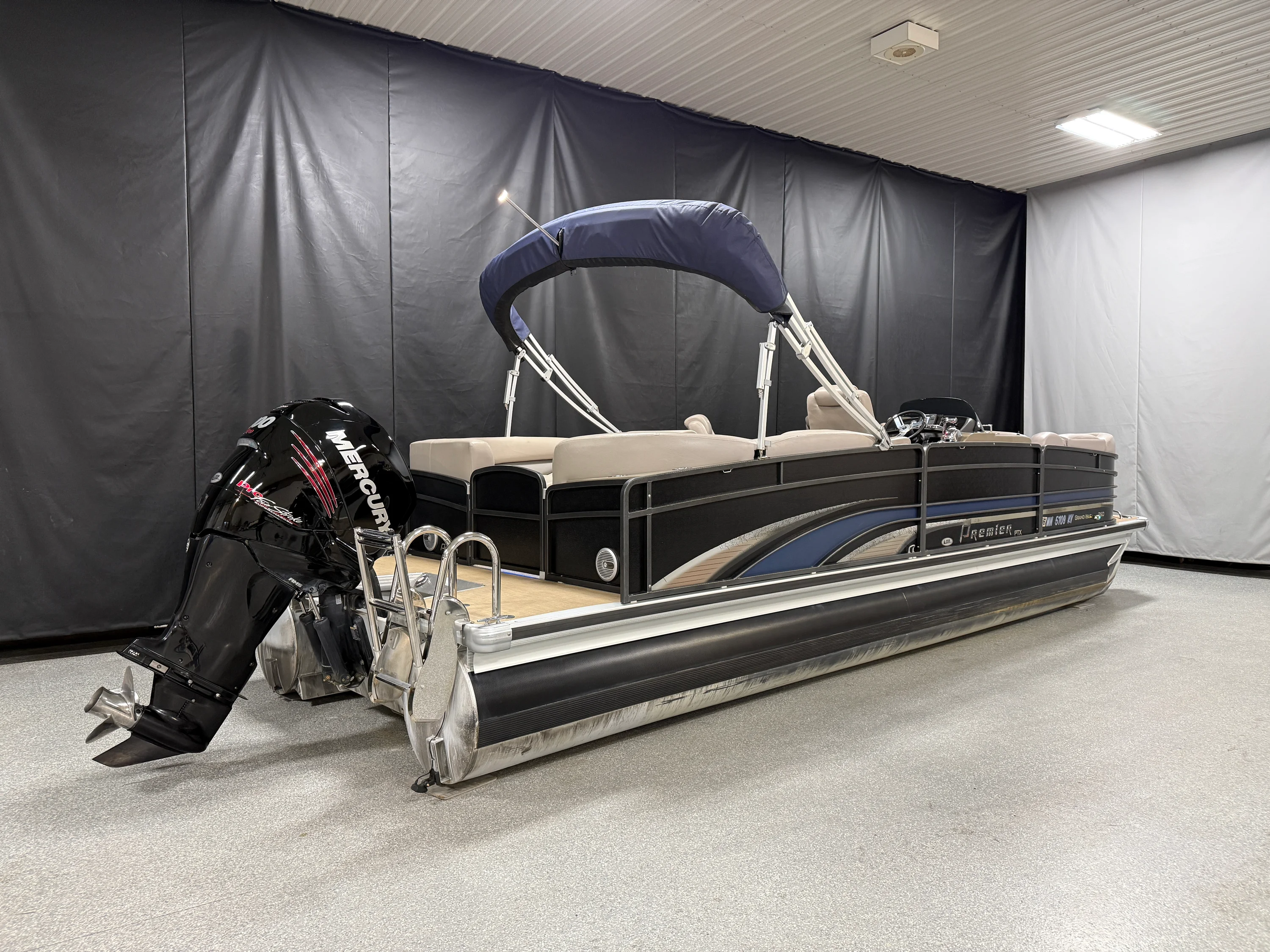 2012 Premier 260 GRAND ISLE Image Thumbnail #2