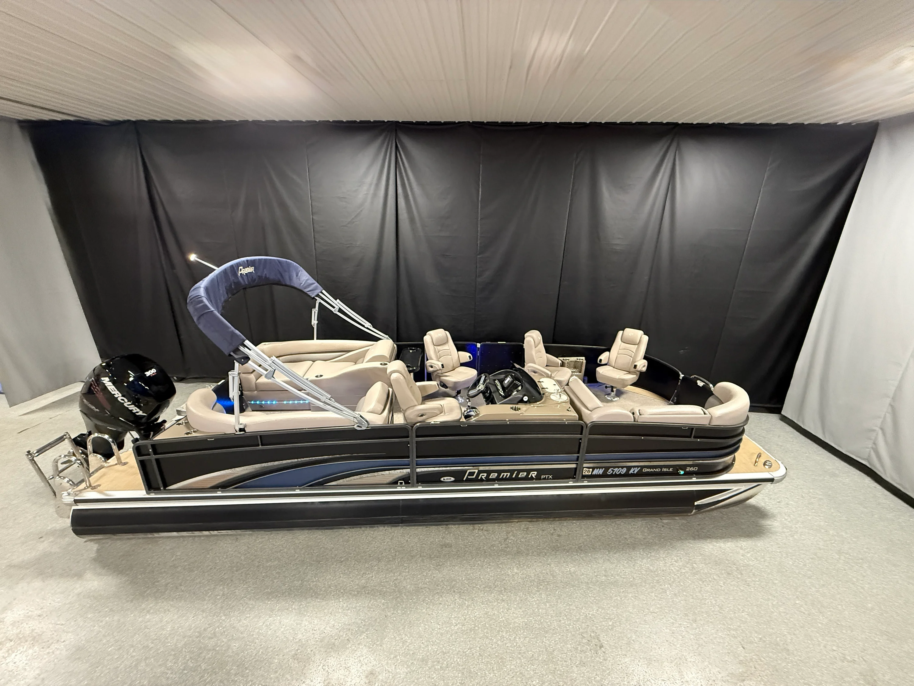 2012 Premier 260 GRAND ISLE Image Thumbnail #1