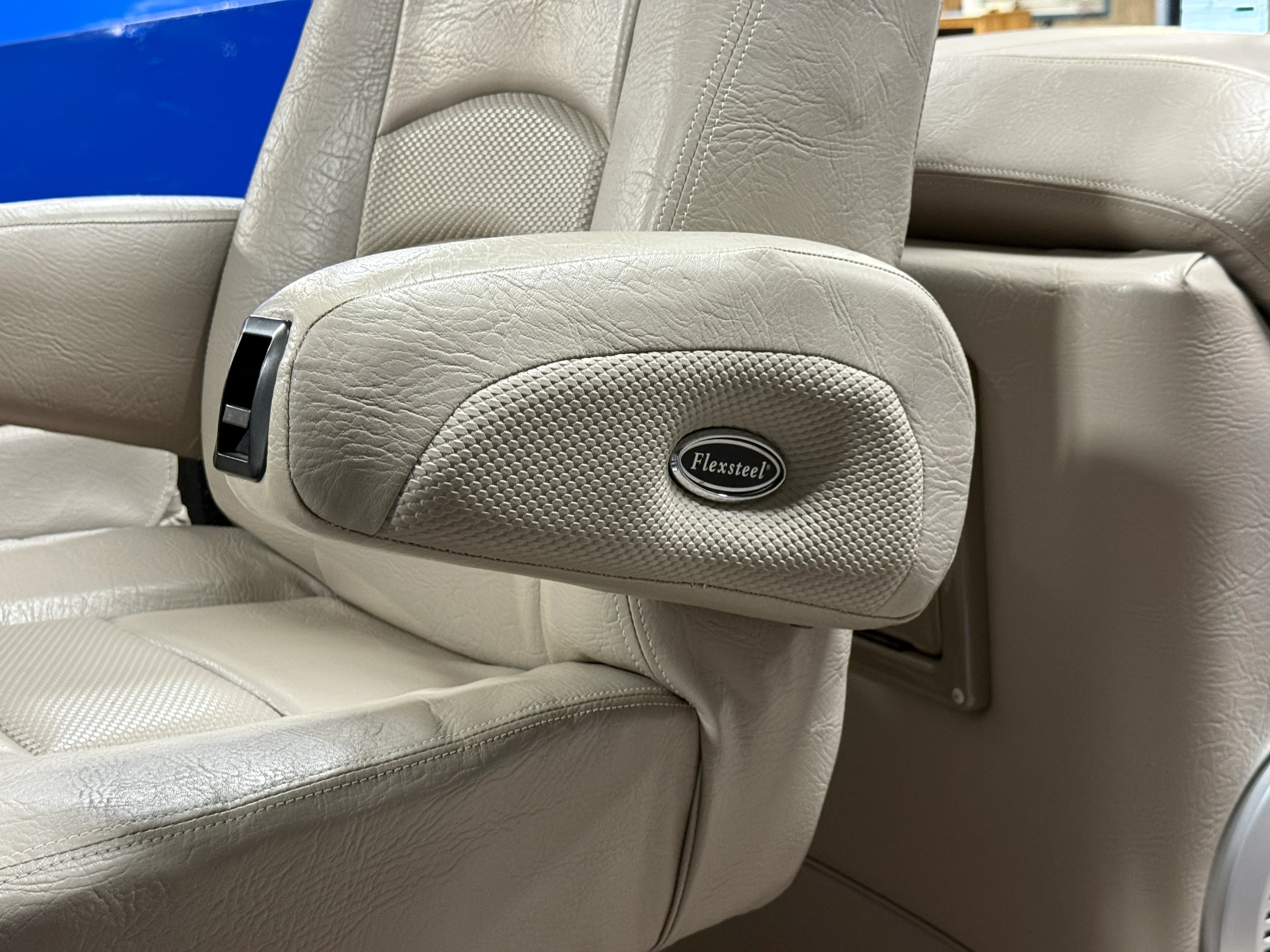 2012 Premier 260 GRAND ISLE Image Thumbnail #81