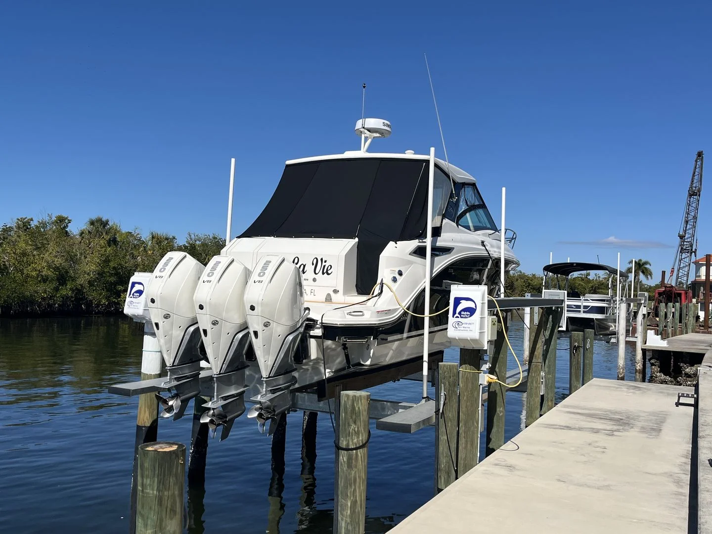 2023 Sea Ray 320 SUNDANCER OB Image Thumbnail #4