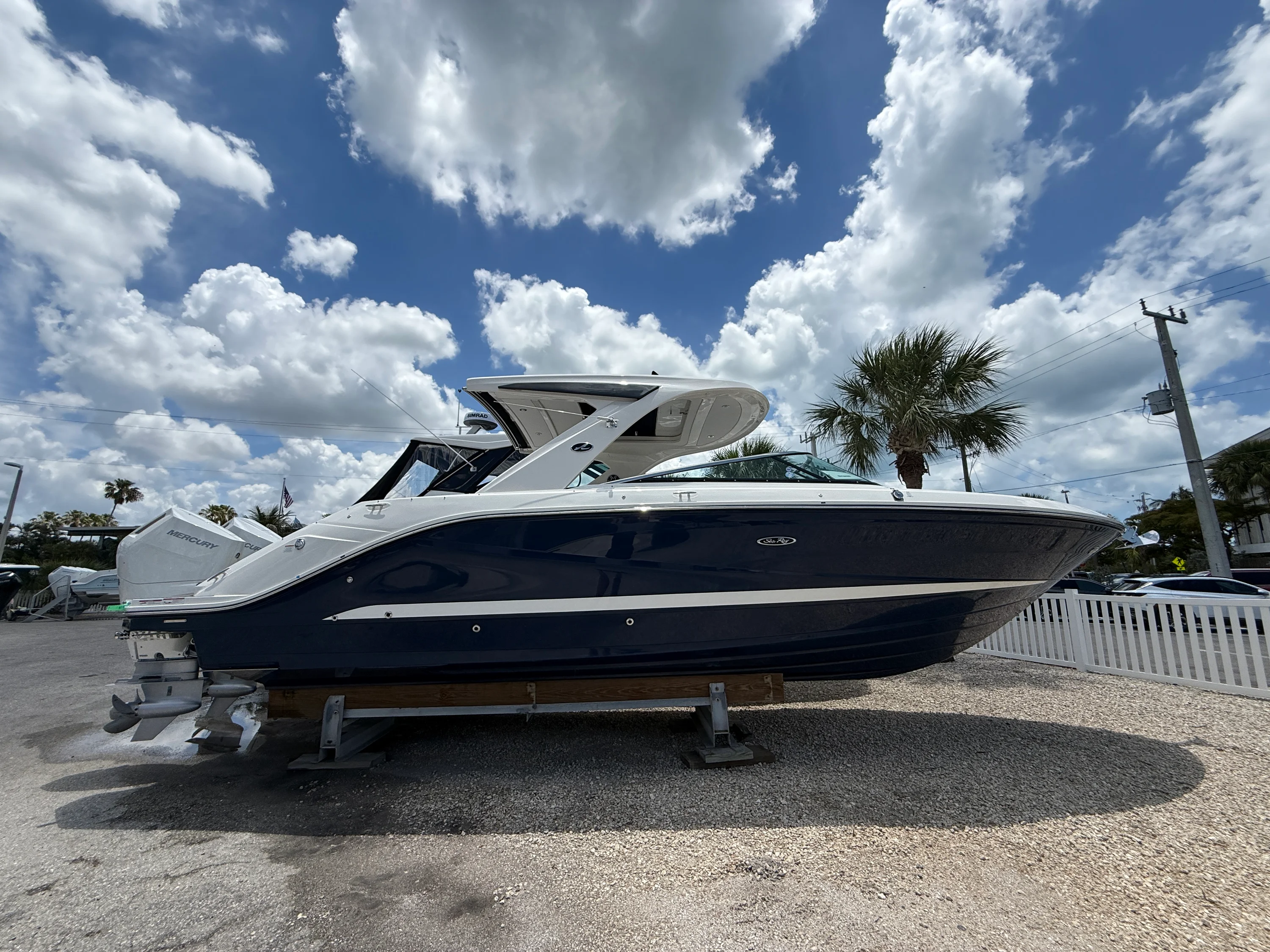2026 Sea Ray SLX 310 Outboard Image Thumbnail #0