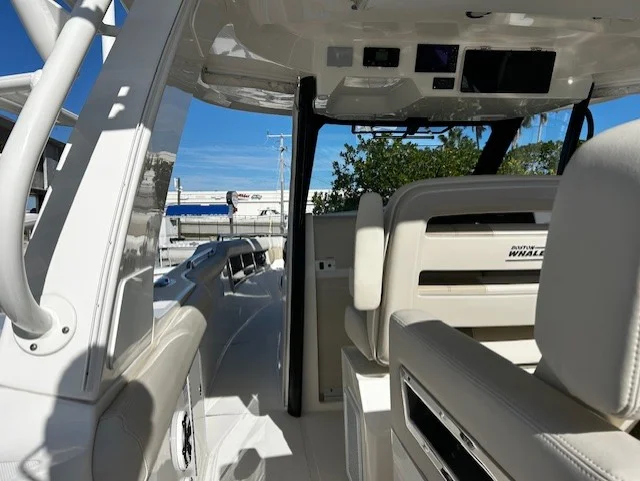 2021 Boston Whaler 350 EX Image Thumbnail #26