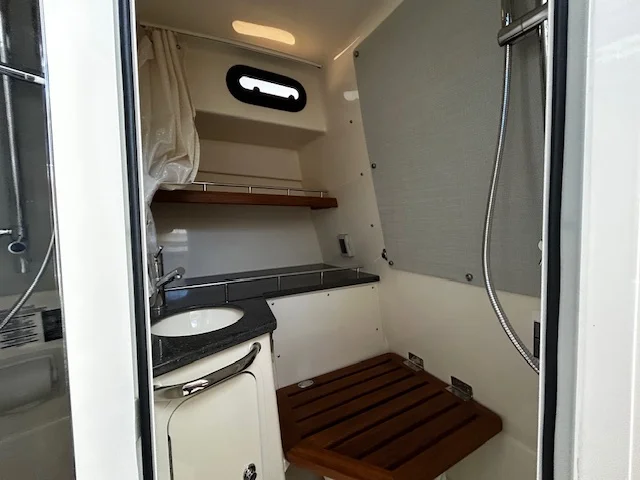 2021 Boston Whaler 350 EX Image Thumbnail #12