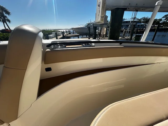 2022 Scout 305 LXF Image Thumbnail #15