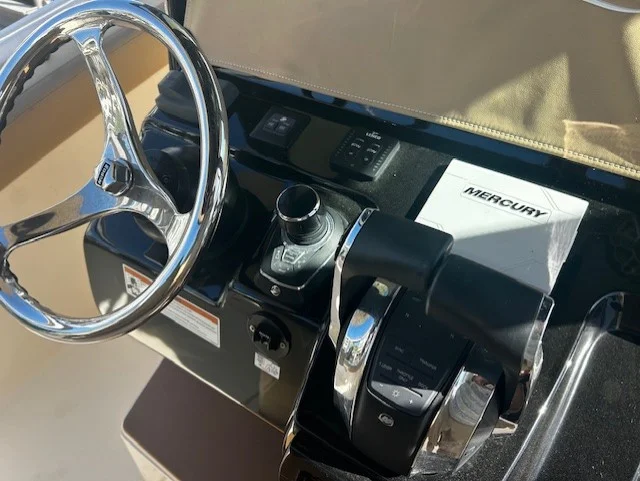 2022 Scout 305 LXF Image Thumbnail #36