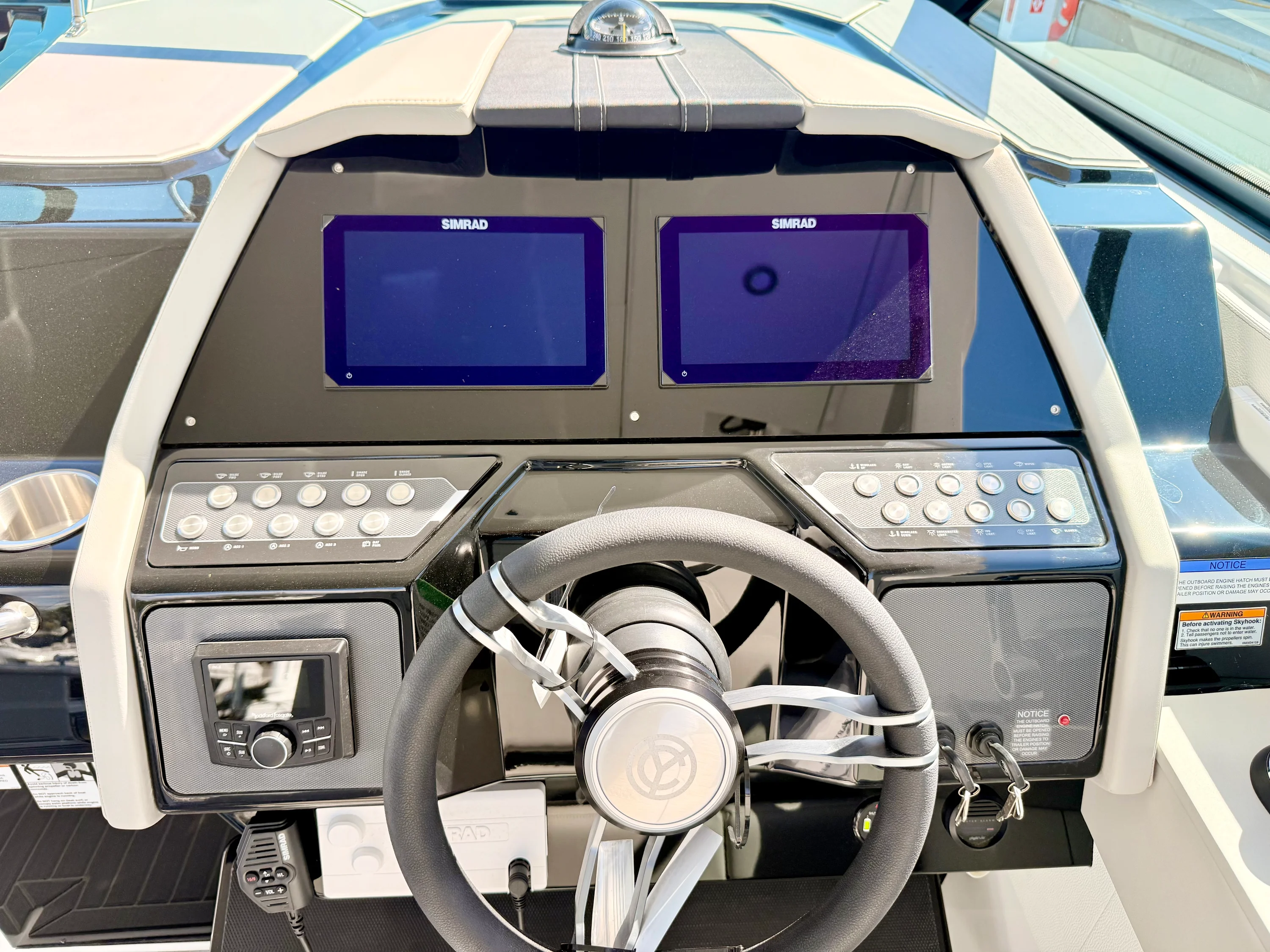 2026 Cruisers Yachts 34 GLS Outboard Image Thumbnail #54