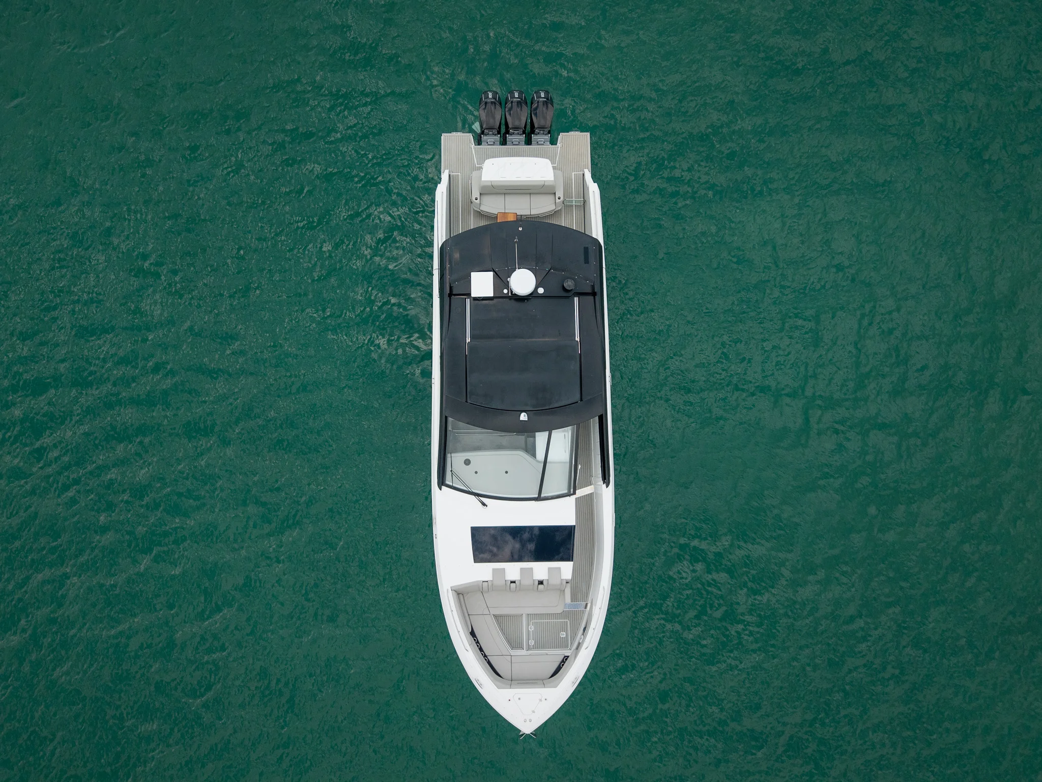 2024 Cruisers Yachts
                                                             50 GLS Image Thumbnail #6