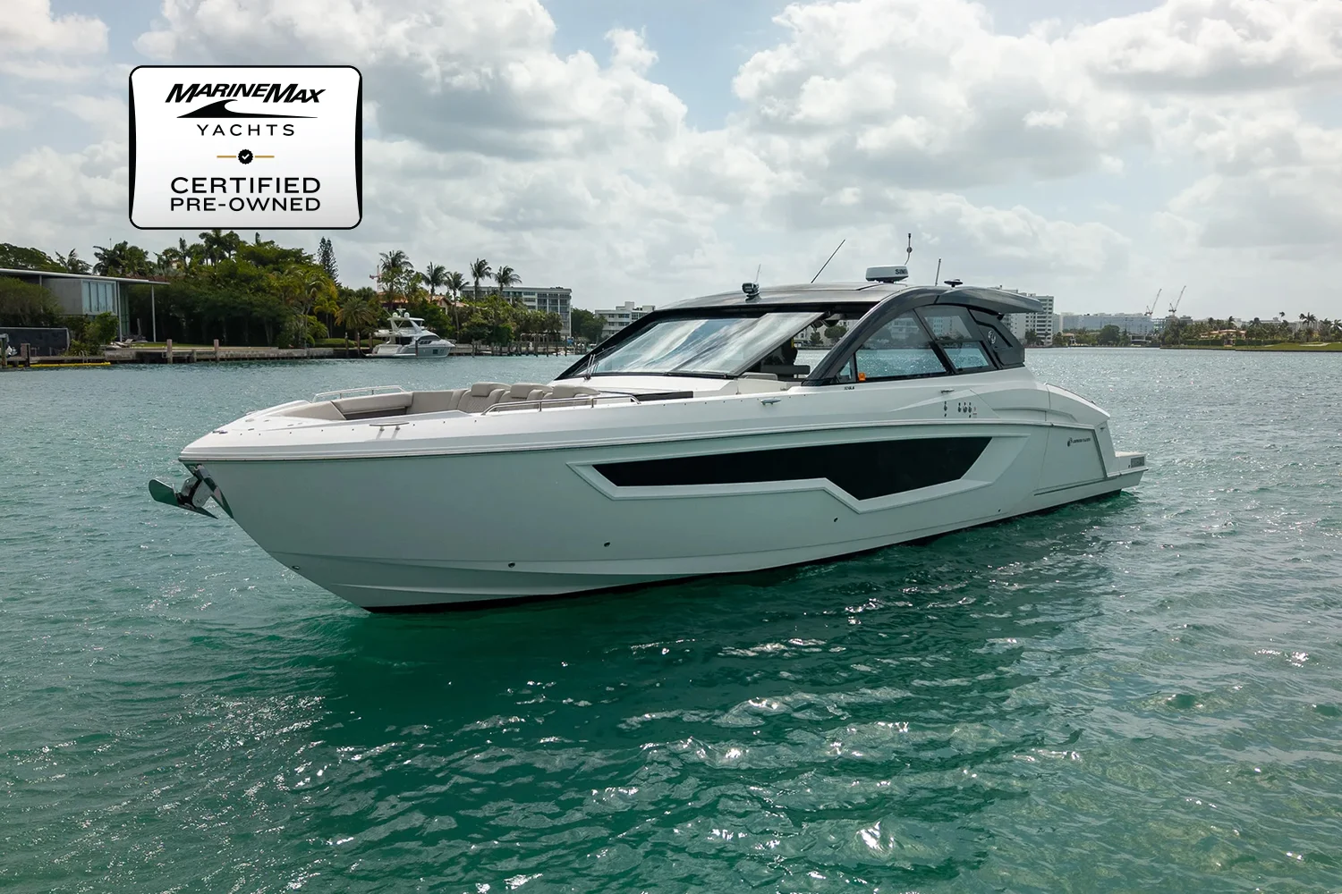 2024 Cruisers Yachts 50 GLS