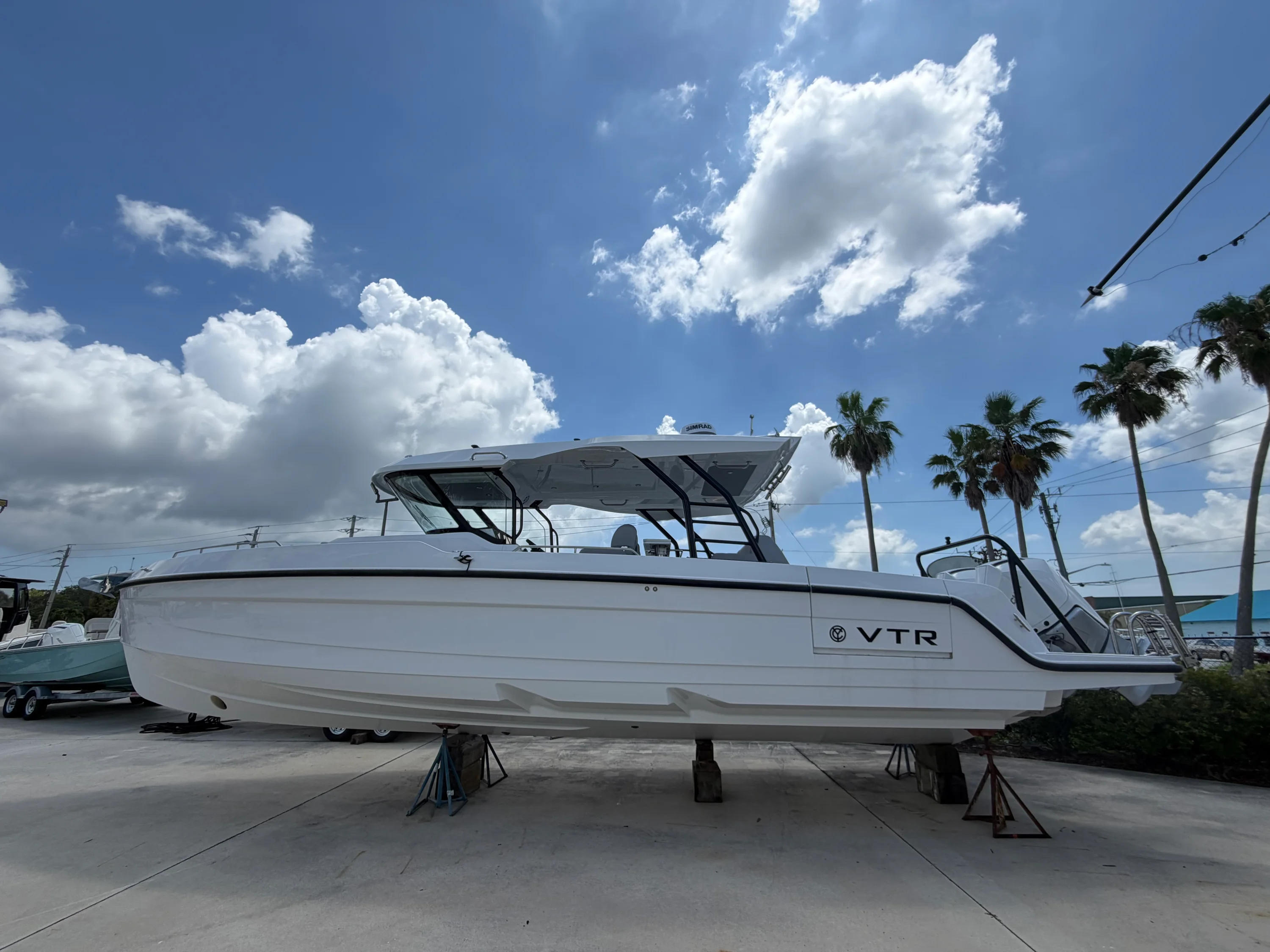 2026 Cruisers Yachts 38 VTR Image Thumbnail #0