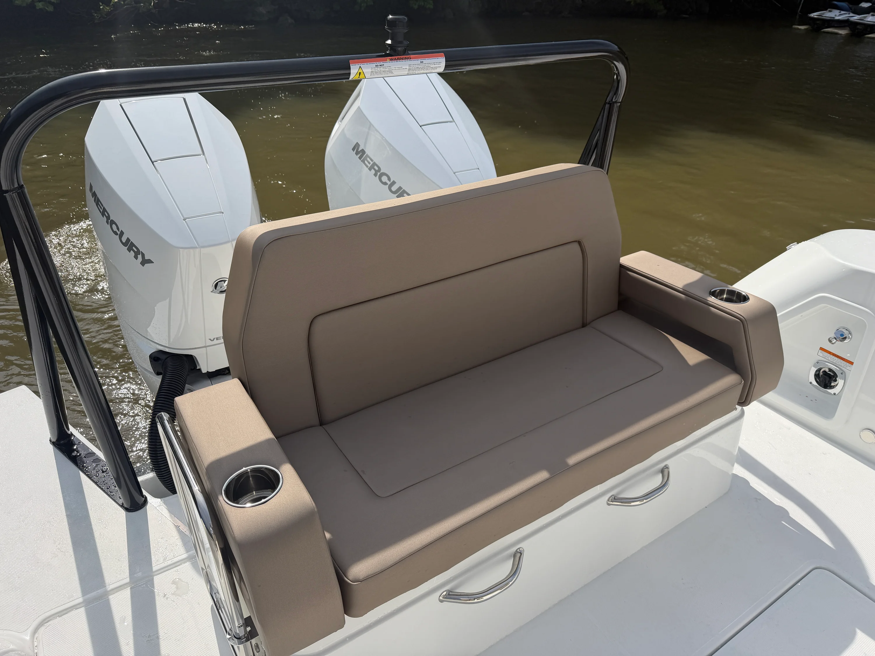2026 Cruisers Yachts 38 VTR Image Thumbnail #12