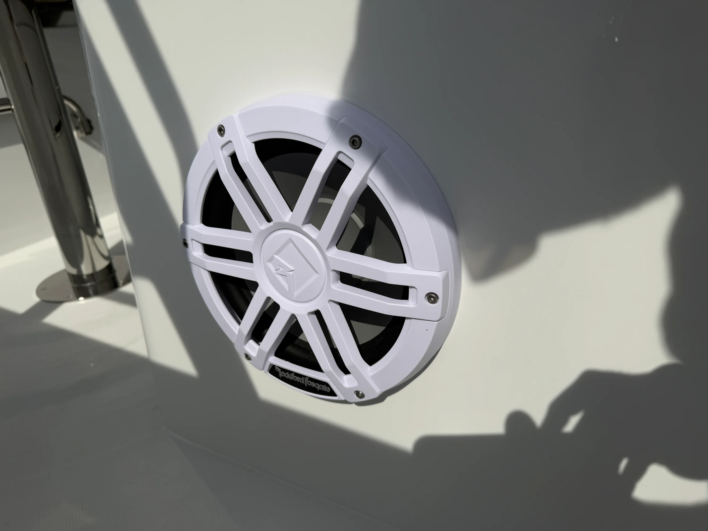 2026 Cruisers Yachts 38 VTR Image Thumbnail #17