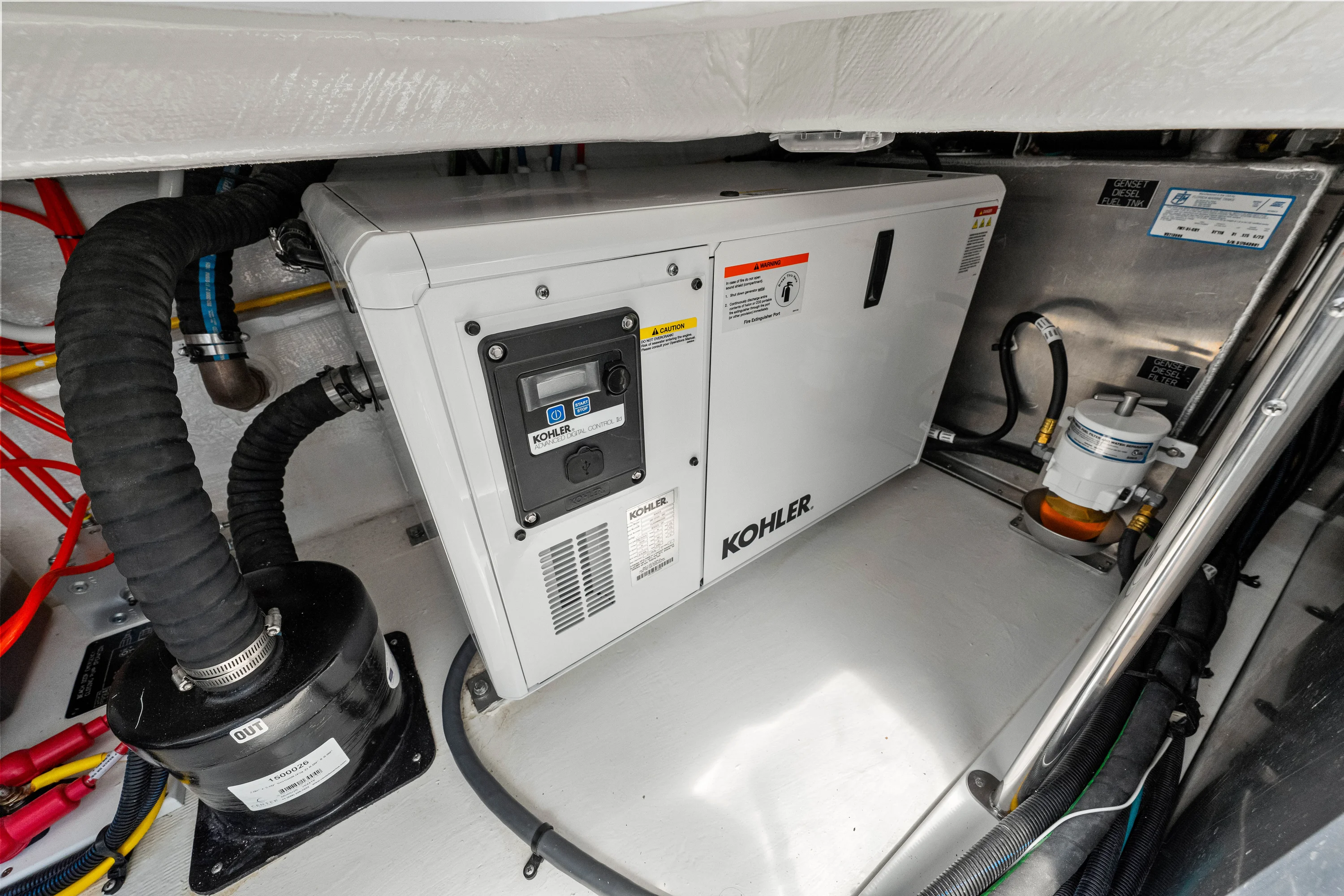 2026 Cruisers Yachts 42 GLS Outboard Image Thumbnail #89